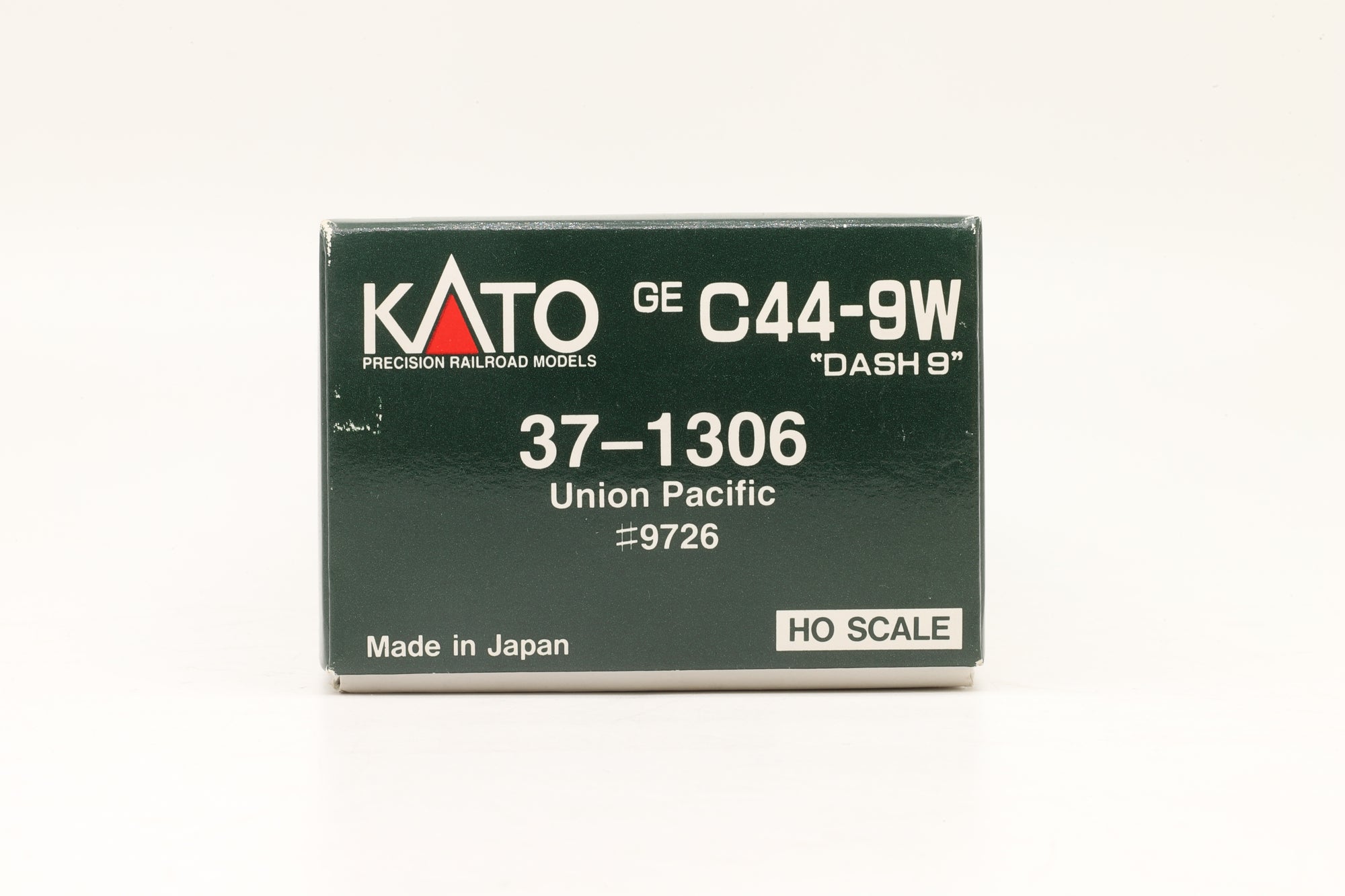 Kato HO 37-1306 GE C44-9W Dash 9 Union Pacific #9726