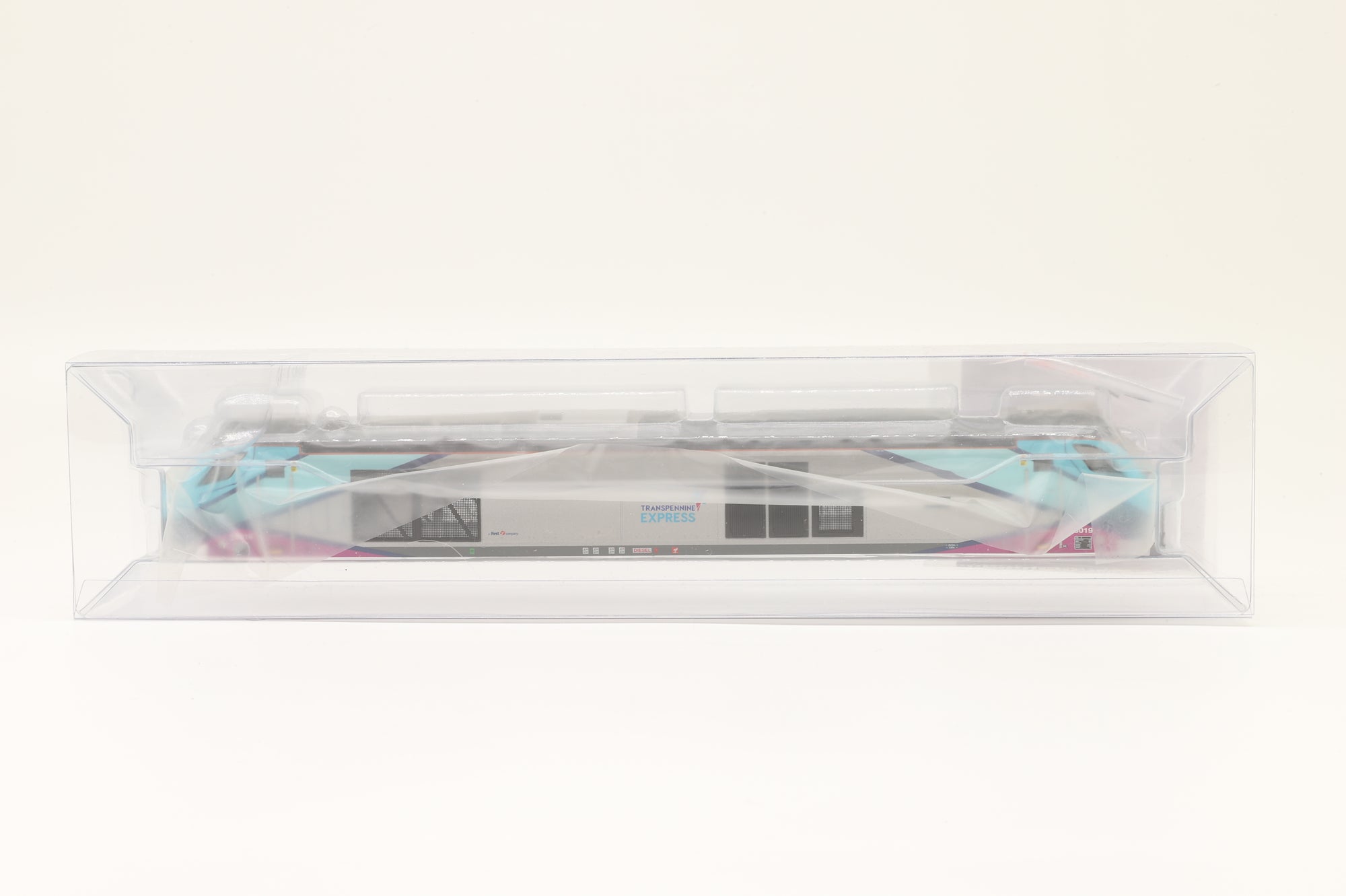 Dapol OO Class 68 DRS 'Intrepid' '68002', DCC Fitted (with '68019' 'Brutus' TPE Bodyshell)