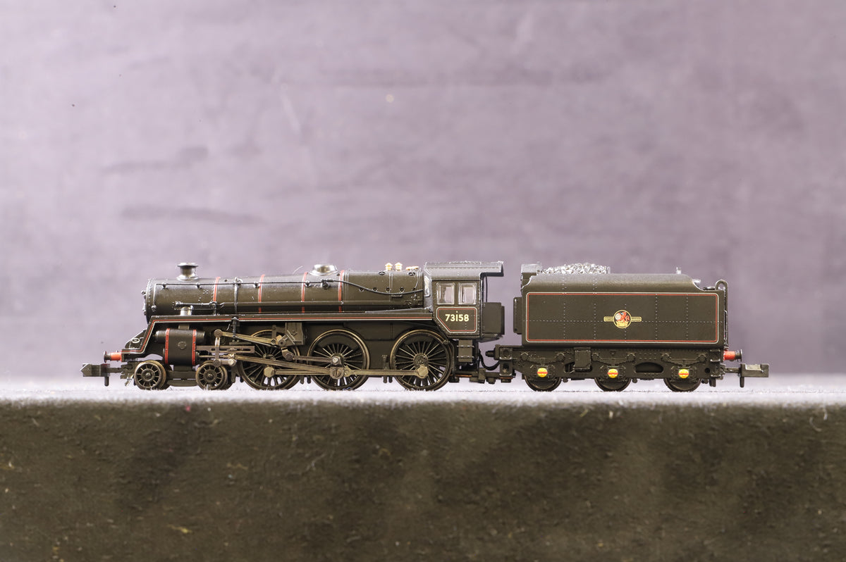 Graham Farish N 372-726 BR Standard Class 5MT &#39;73158&#39; BR Black L/Crest