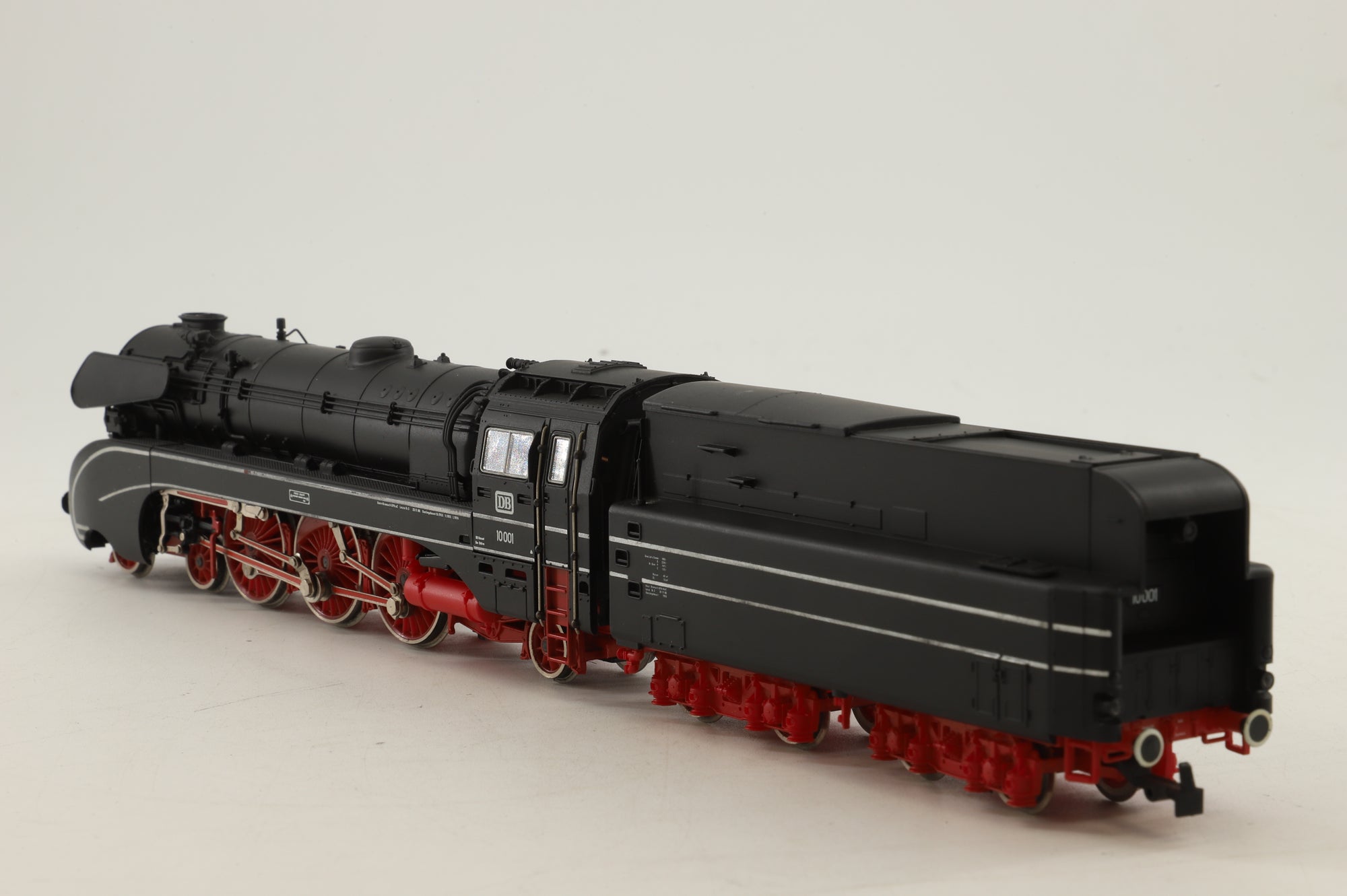 Rivarossi HO 1339 BR10 Steam Locomotive