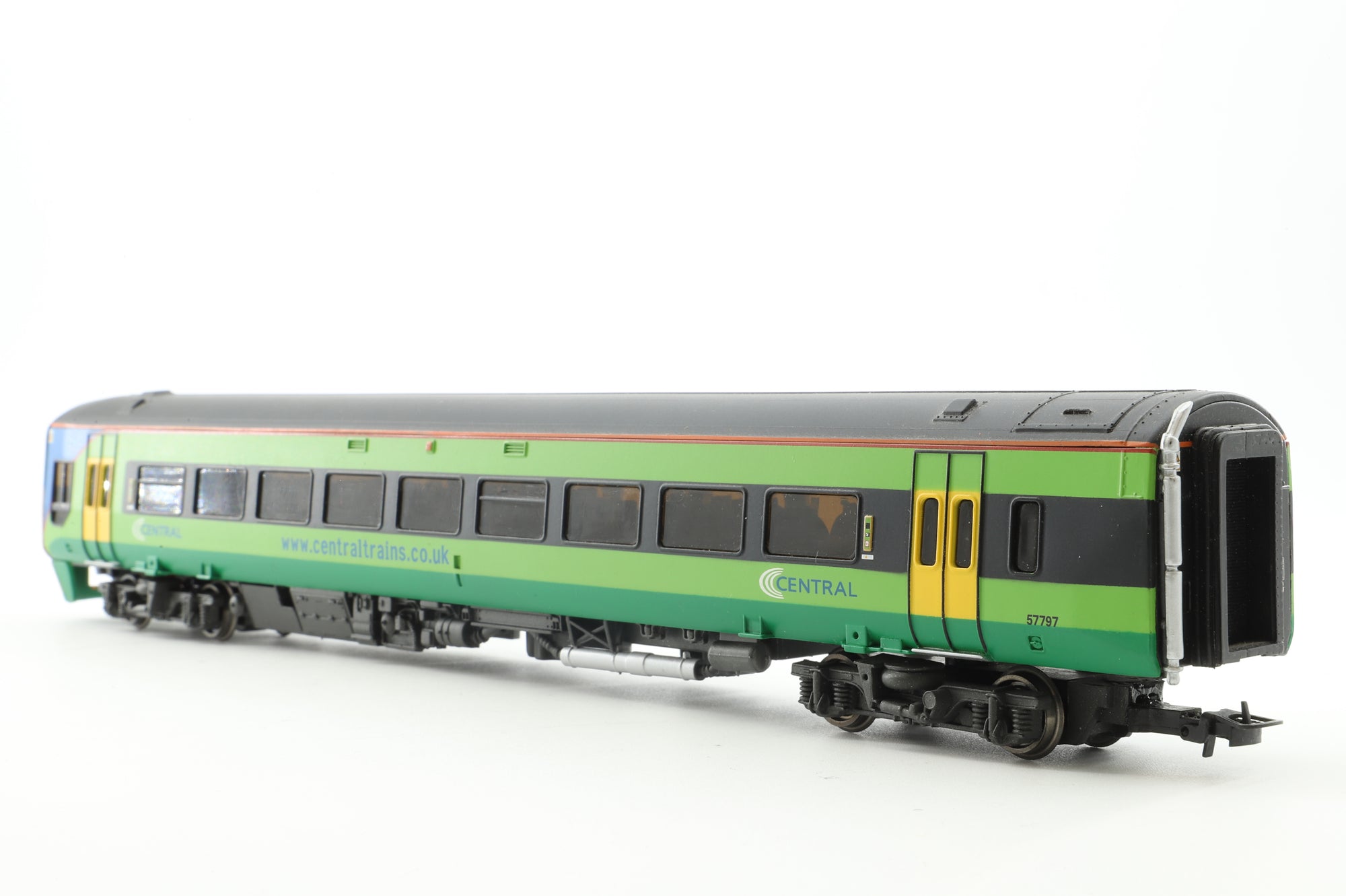 Bachmann OO 31-504 Class 158 2 Car DMU '158783' Central Trains Green