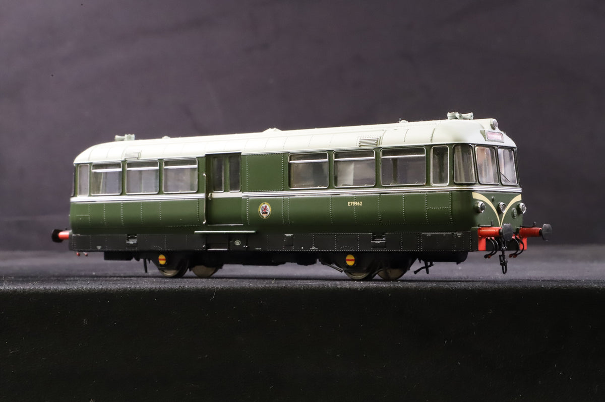 Heljan OO 8701 W&amp;M Railbus E79962 in BR Green w/ Speed Whiskers