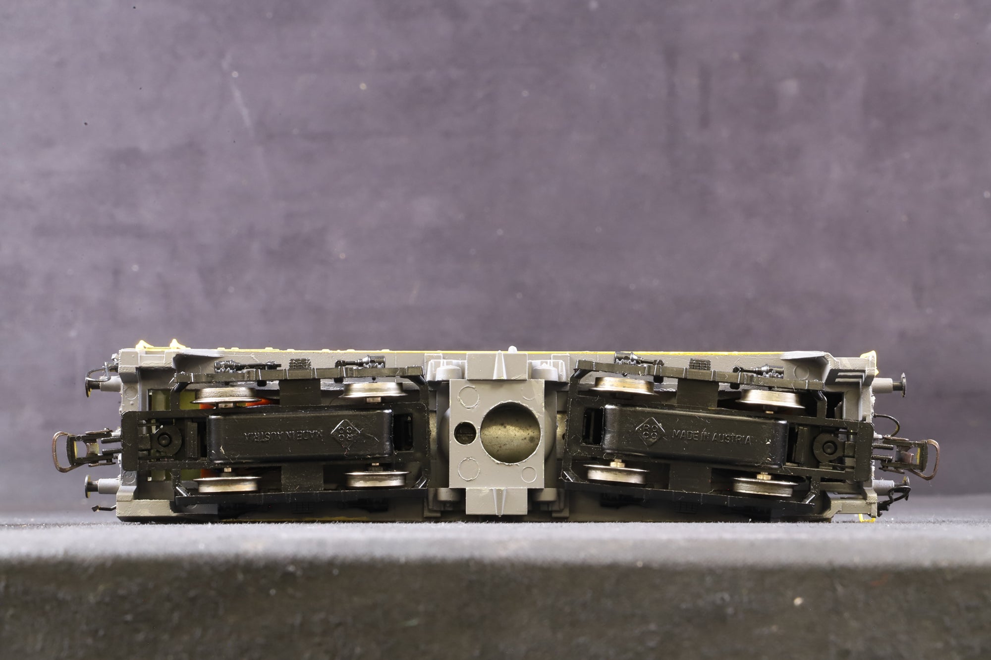 Roco HO 4155 NS Dutch Railways 2200 Series Diesel Locomotive