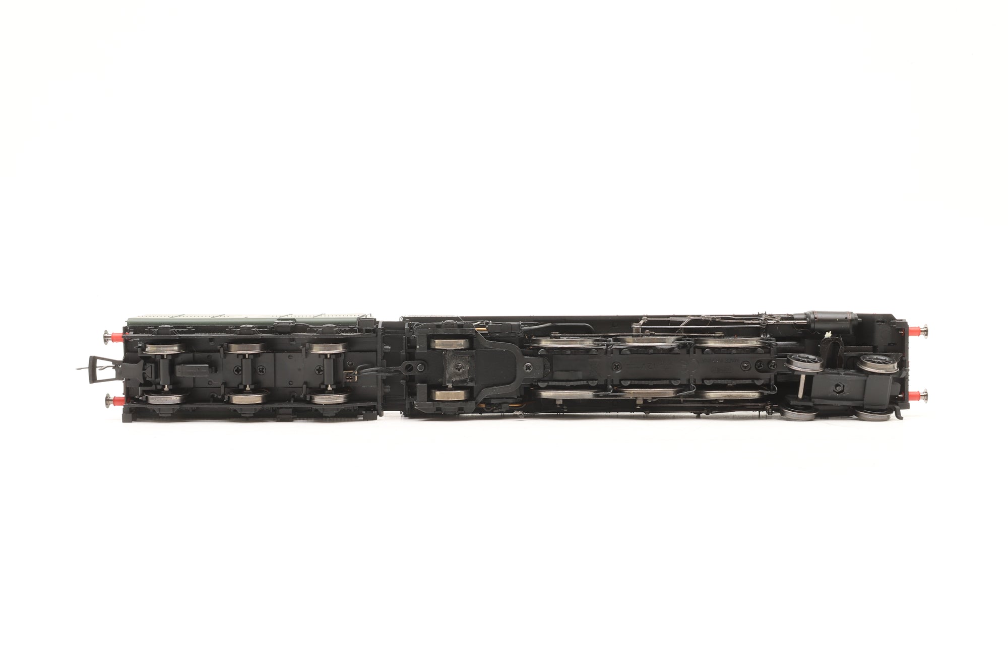 Hornby OO R2718 Britannia Class 70050 'Firth of Clyde' in Lined BR green E/C