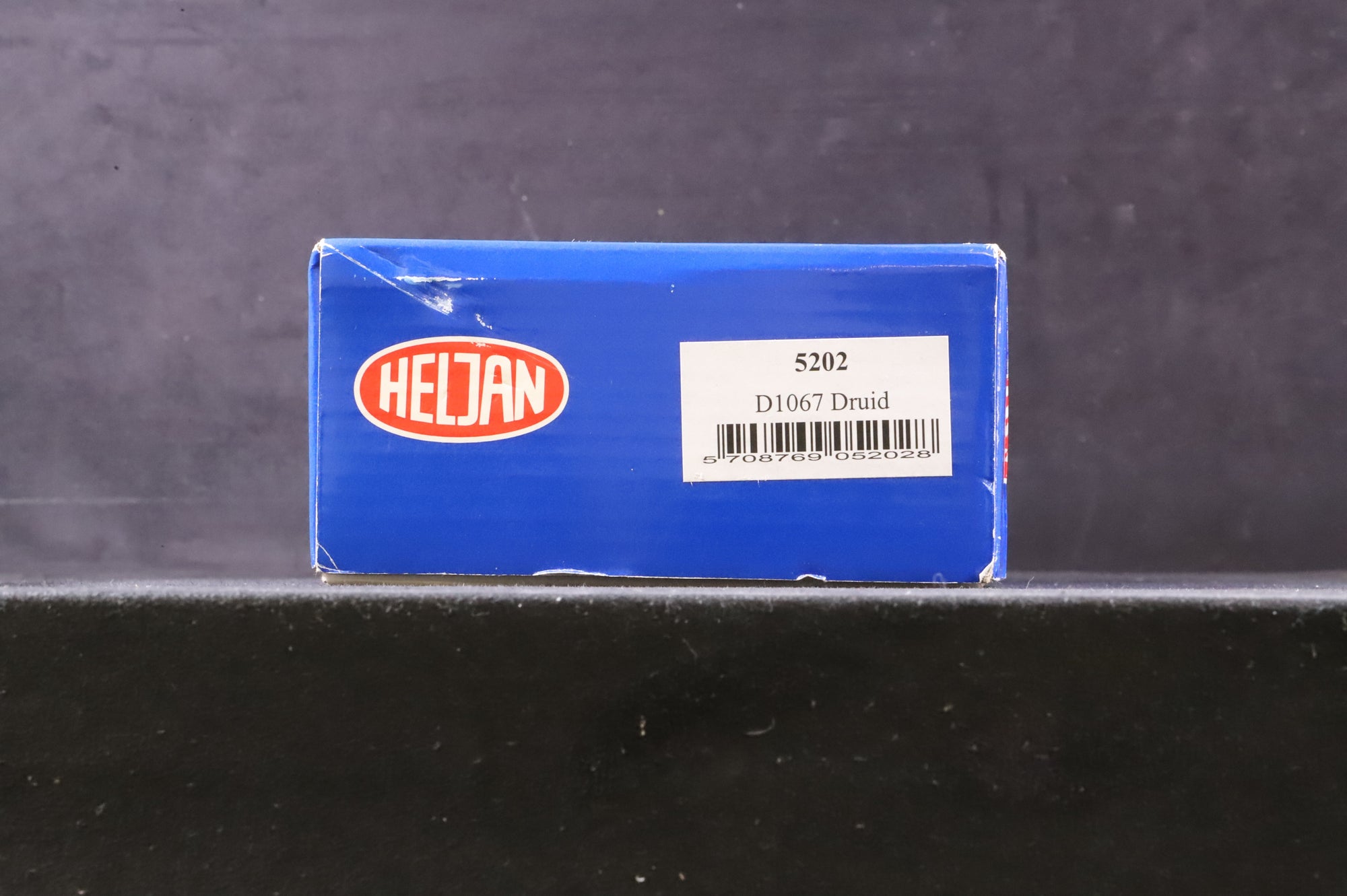 Heljan OO 5202 Class 52 Diesel 'D1067' 'Western Druid' BR Blue Full Yellow Ends