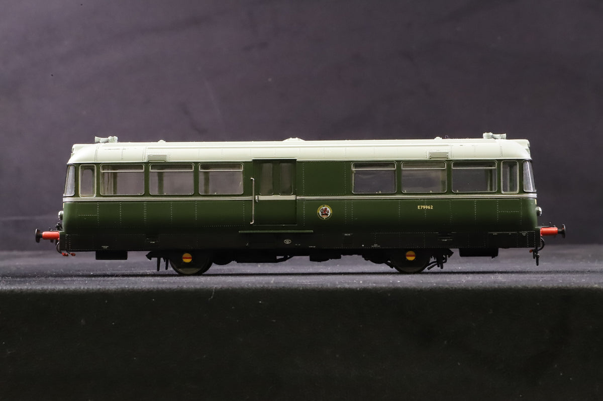 Heljan OO 8701 W&amp;M Railbus E79962 in BR Green w/ Speed Whiskers
