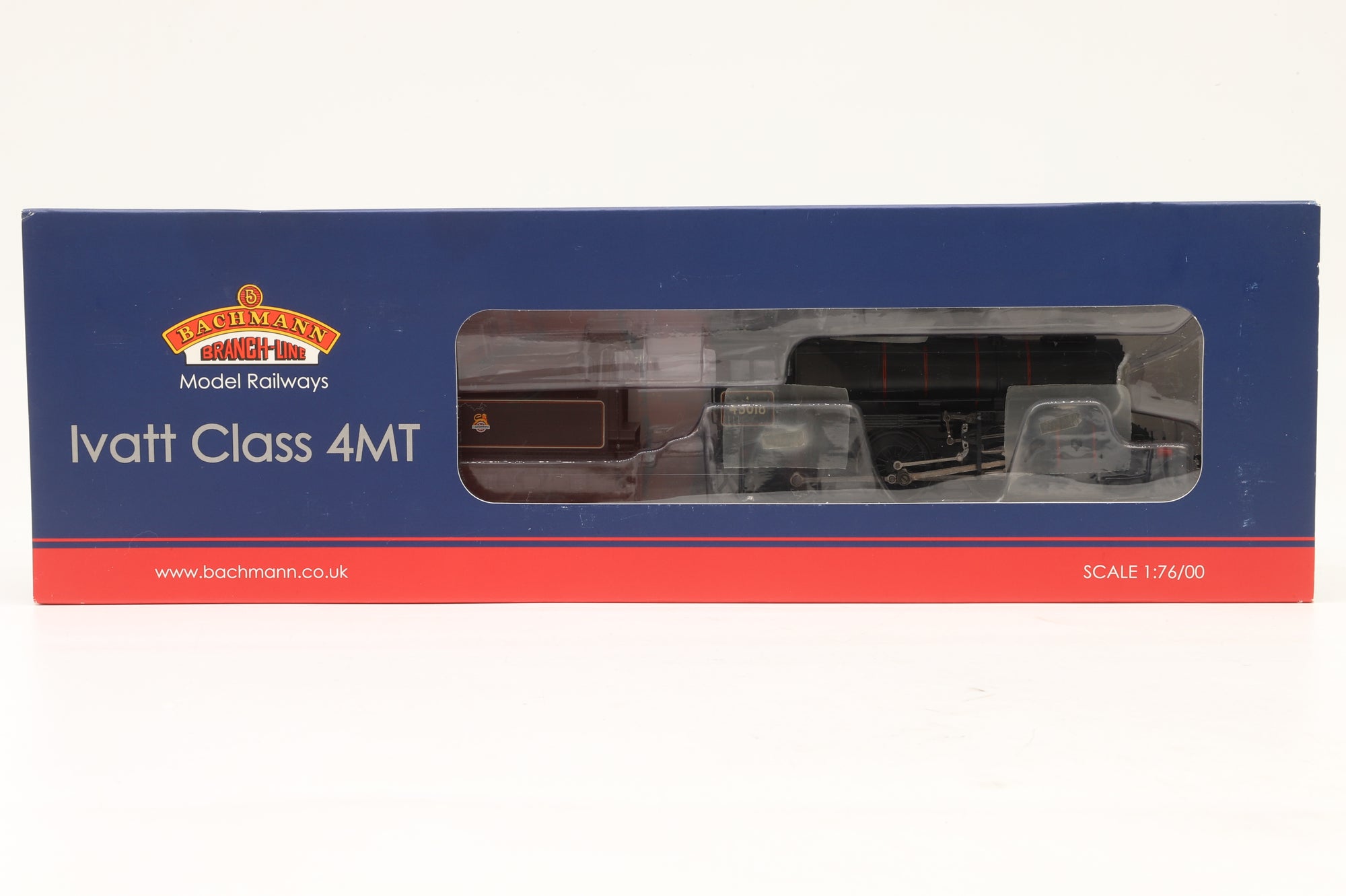 Bachmann OO 32-581 Ivatt Class 4MT 43018 in Lined BR Black w/ Early Crests