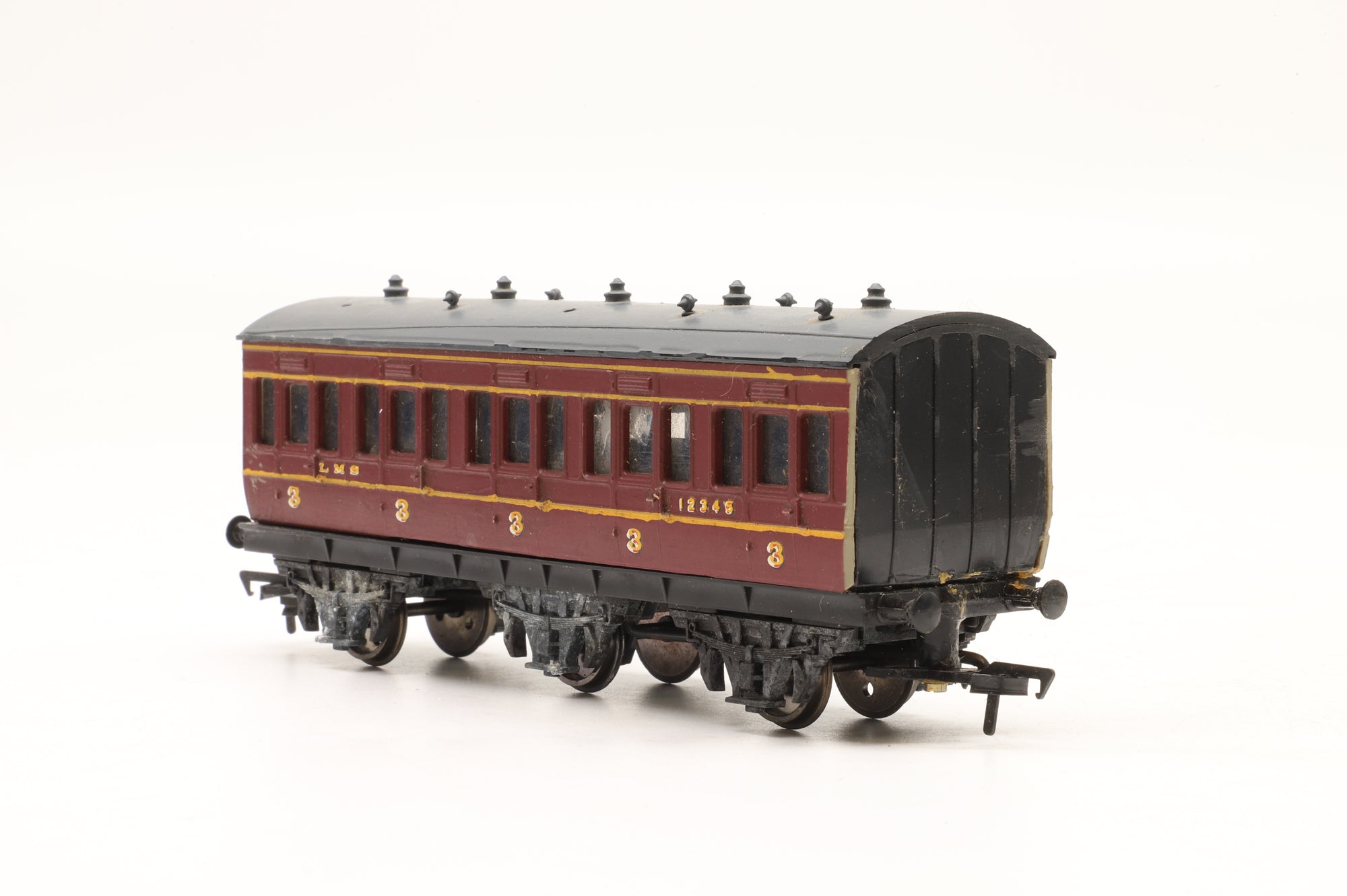 Slaters/ Hornby OO Rake Of 2 6 Wheel Midland Railway Full 3rd Class Coaches Kit Built