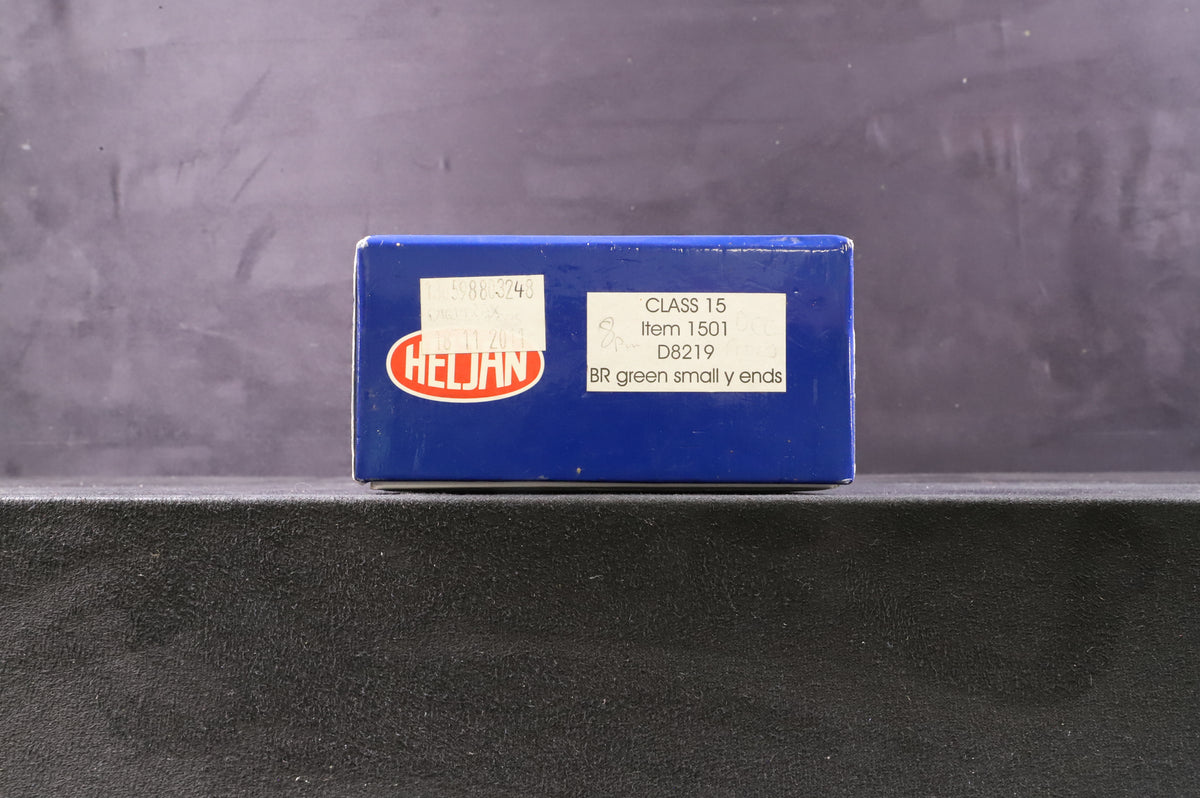 Heljan OO 1501 Class 15 D8219 in BR Green