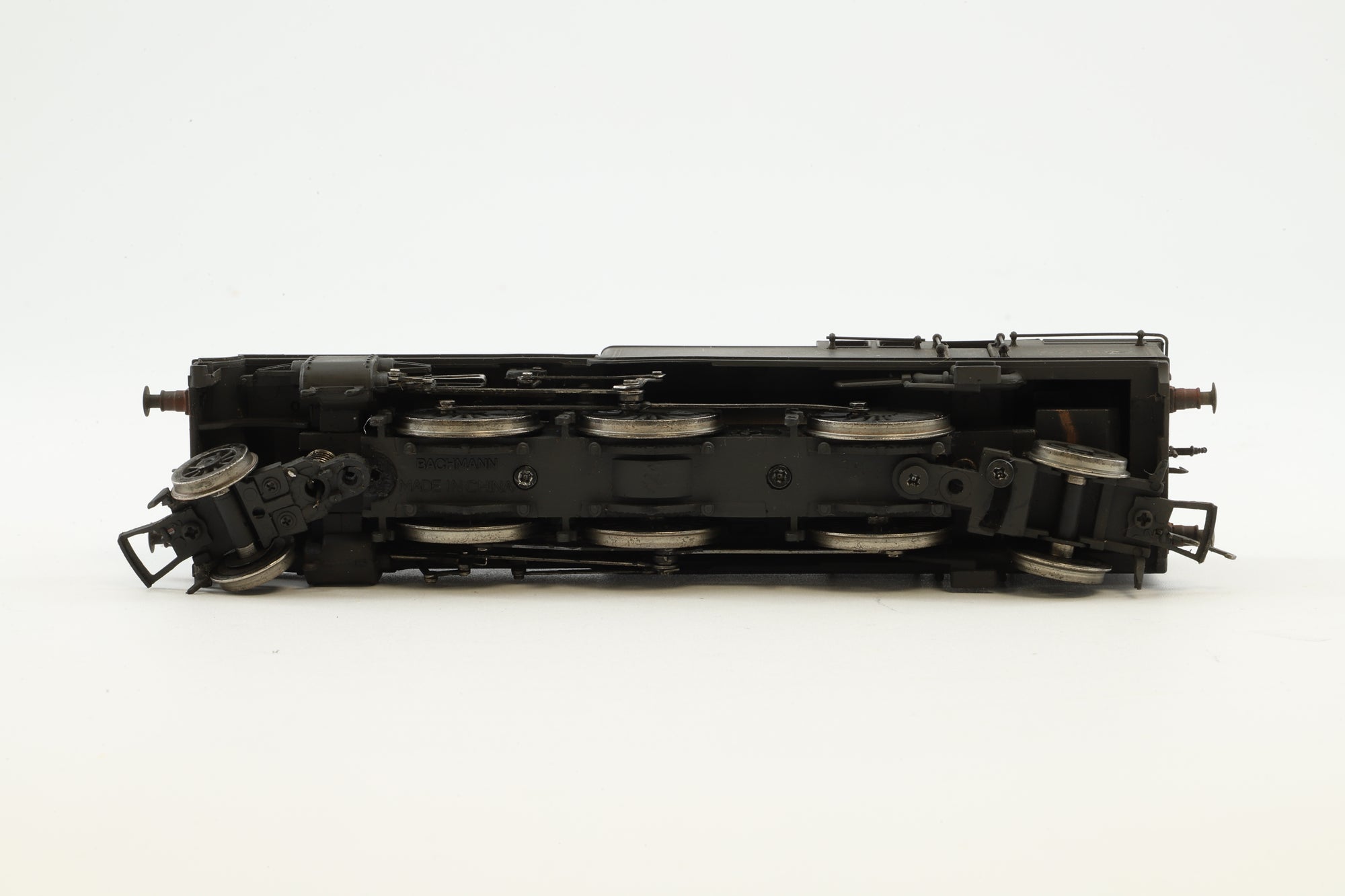WORKSHOP Bachmann OO 31-613 V3 Tank '67628' BR Lined Black L/C Straight Bunker Weathered