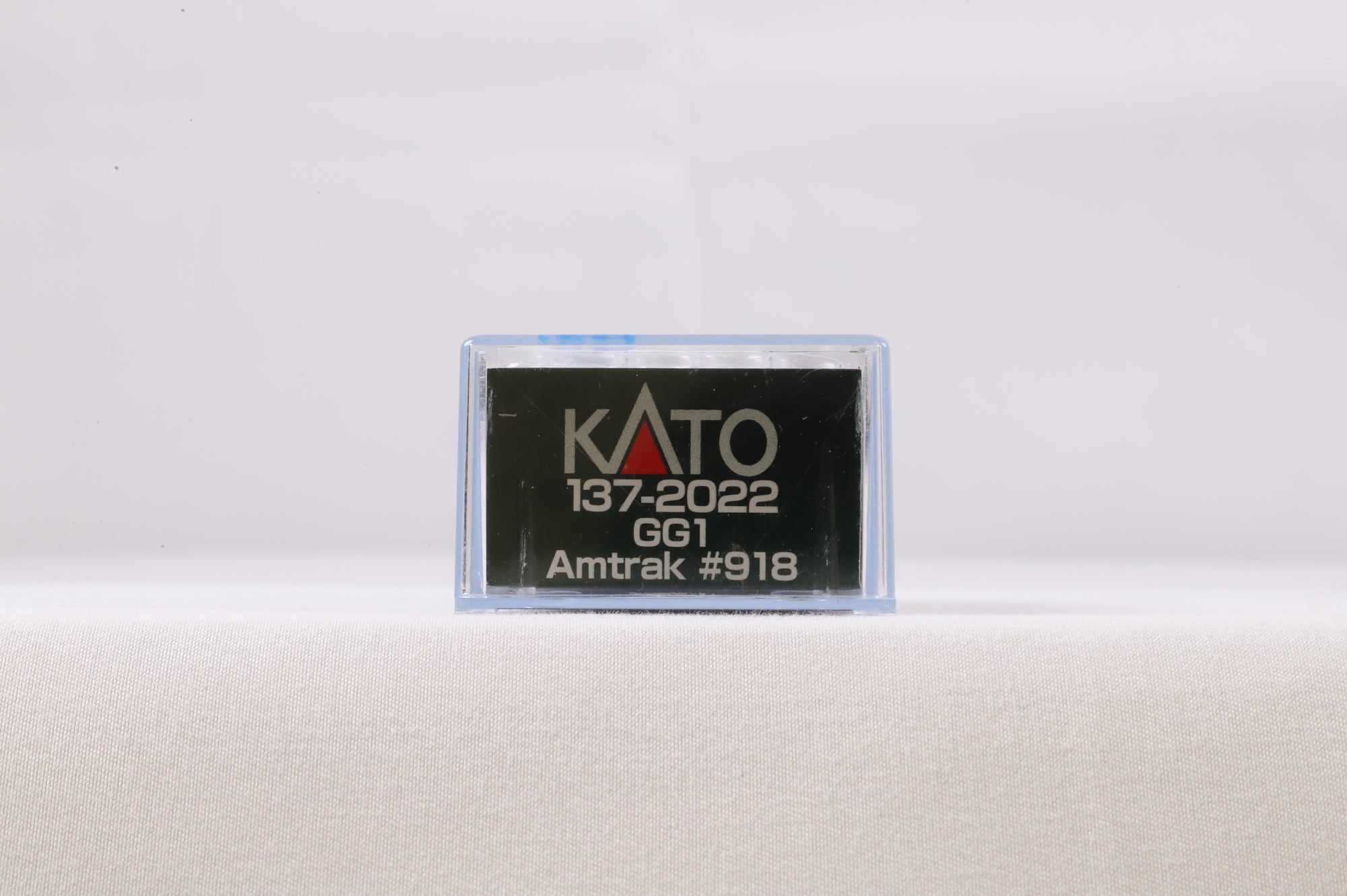 Kato N 137-2022 GG1 Amtrak '918' Electric Locomotive