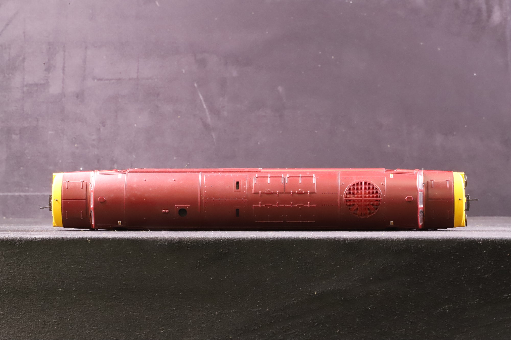 Bachmann OO 32-781DS Class 37 37114 'City of Worcester' in EW&S Livery - DCC Sound