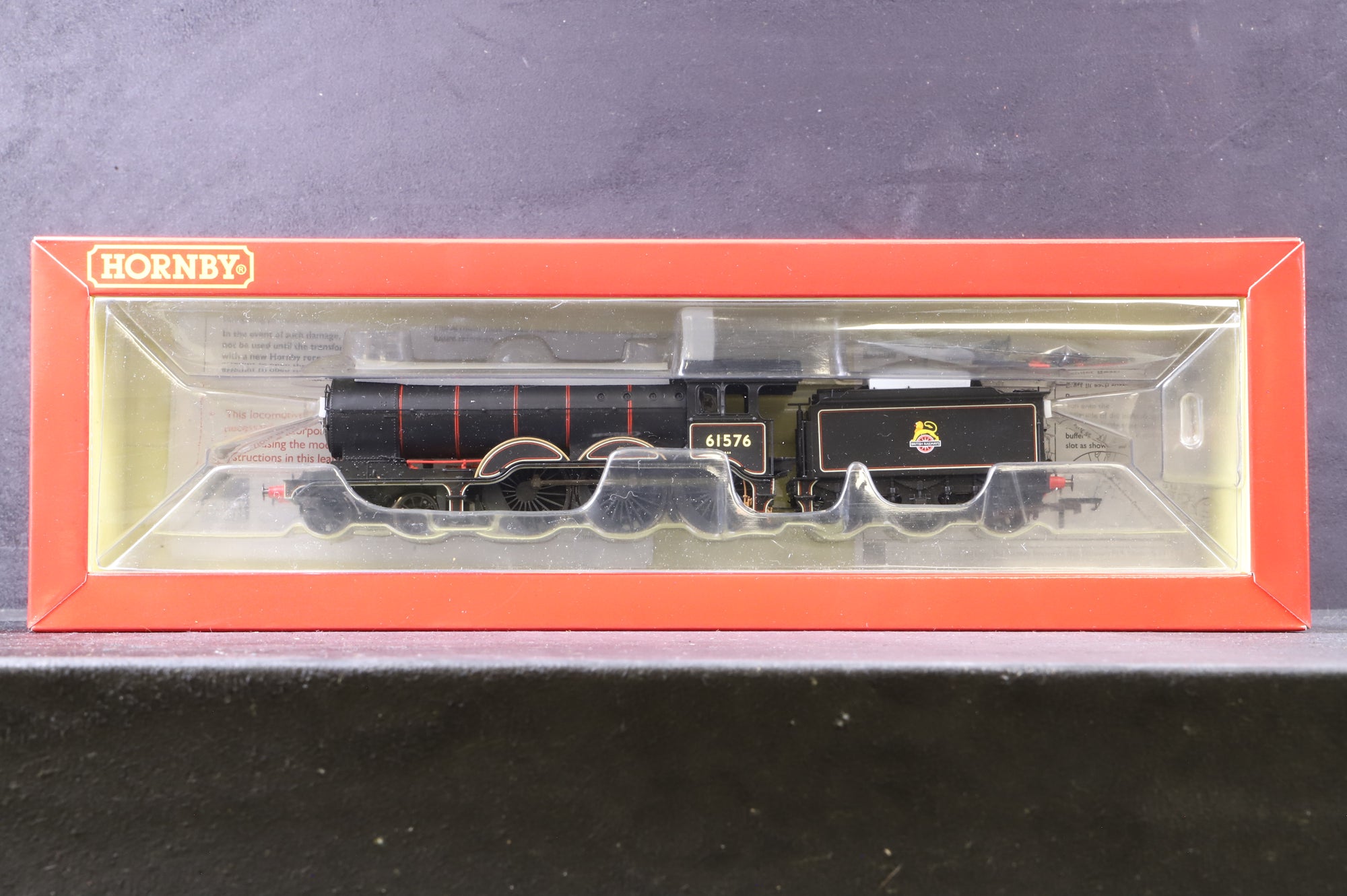 Hornby OO R3546 Class B12 61576 in Lined BR Black w/ Early Crests
