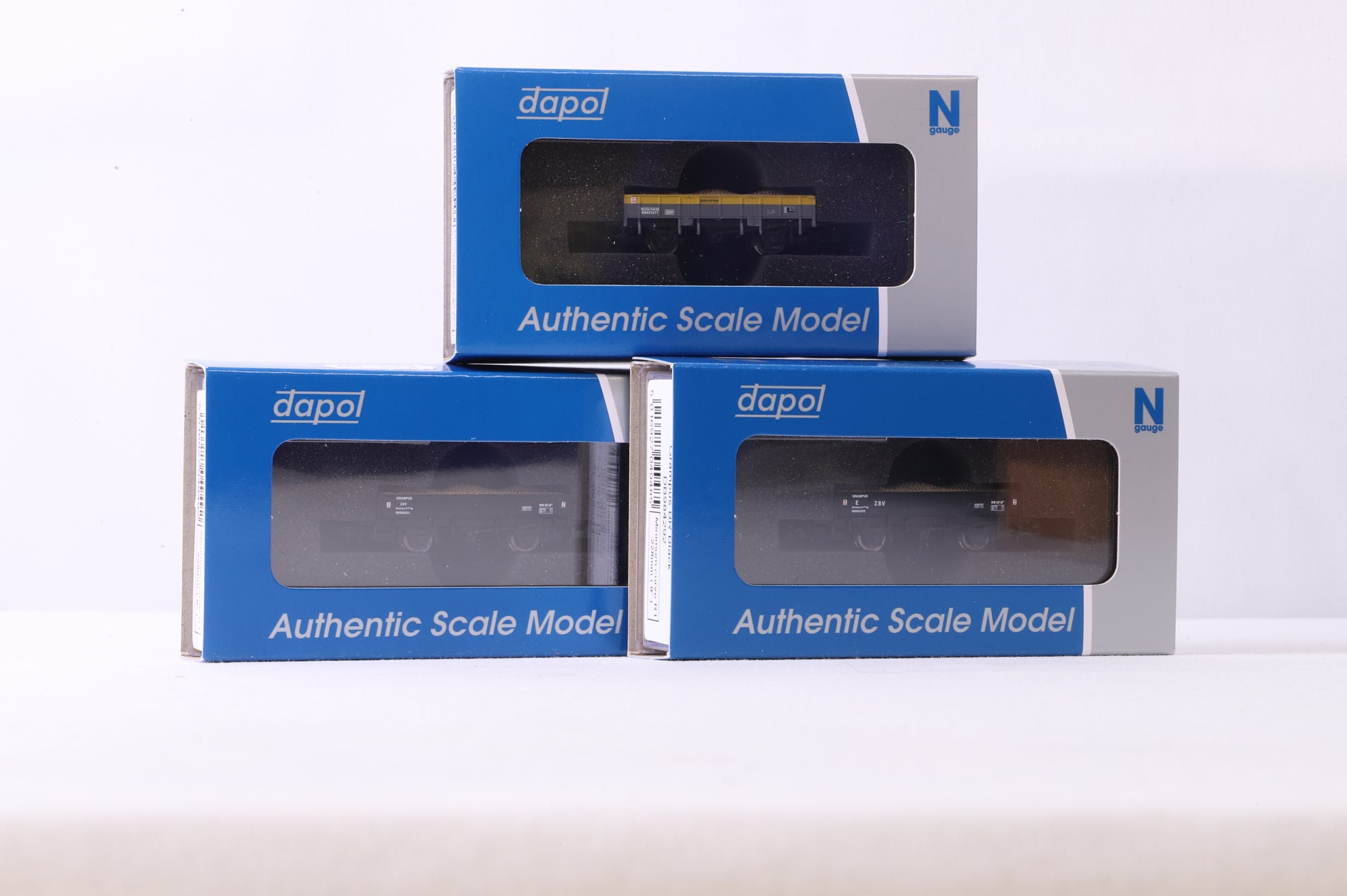 Dapol N Rake Of 3 Grampus Wagons Engineers Grey/ Yellow & BR Black Inc. 2F-060-020, 2F-060-014 & 2F-060-015