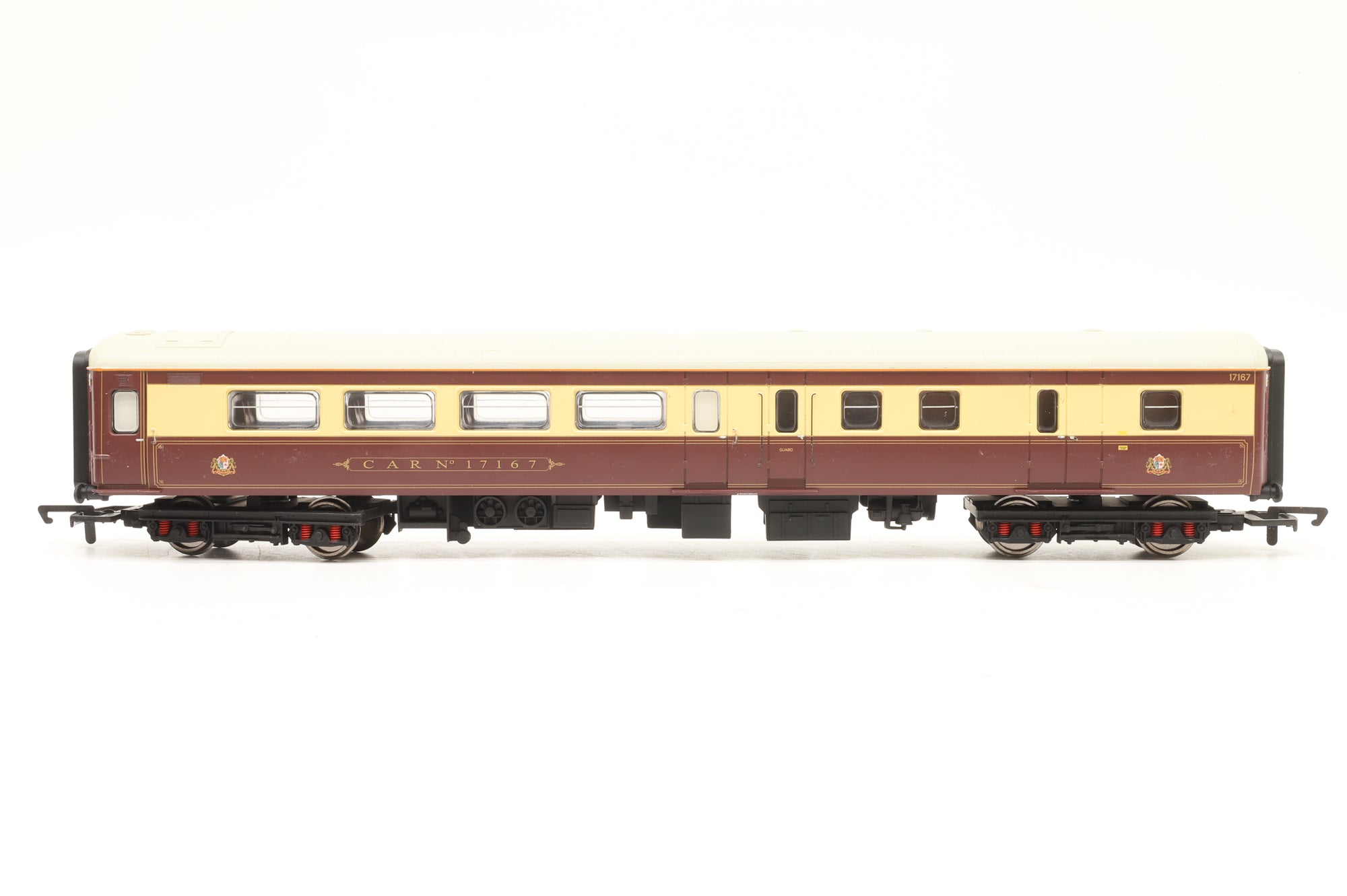 Hornby OO Rake of 7x Northern Belle Mk2F Coaches