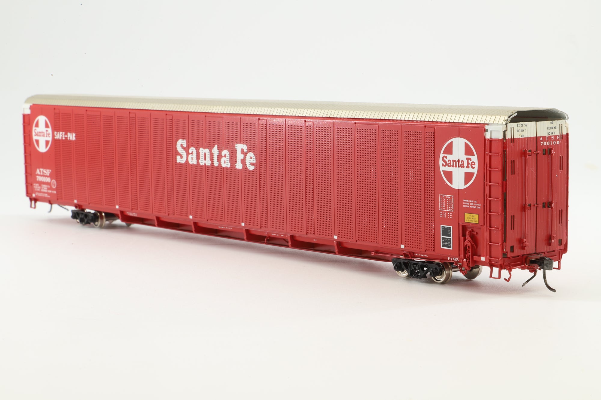 Overland Models HO Brass OMI-3251 Auto Rack Tri-level AT&SF Safe-T-Pak '700100'