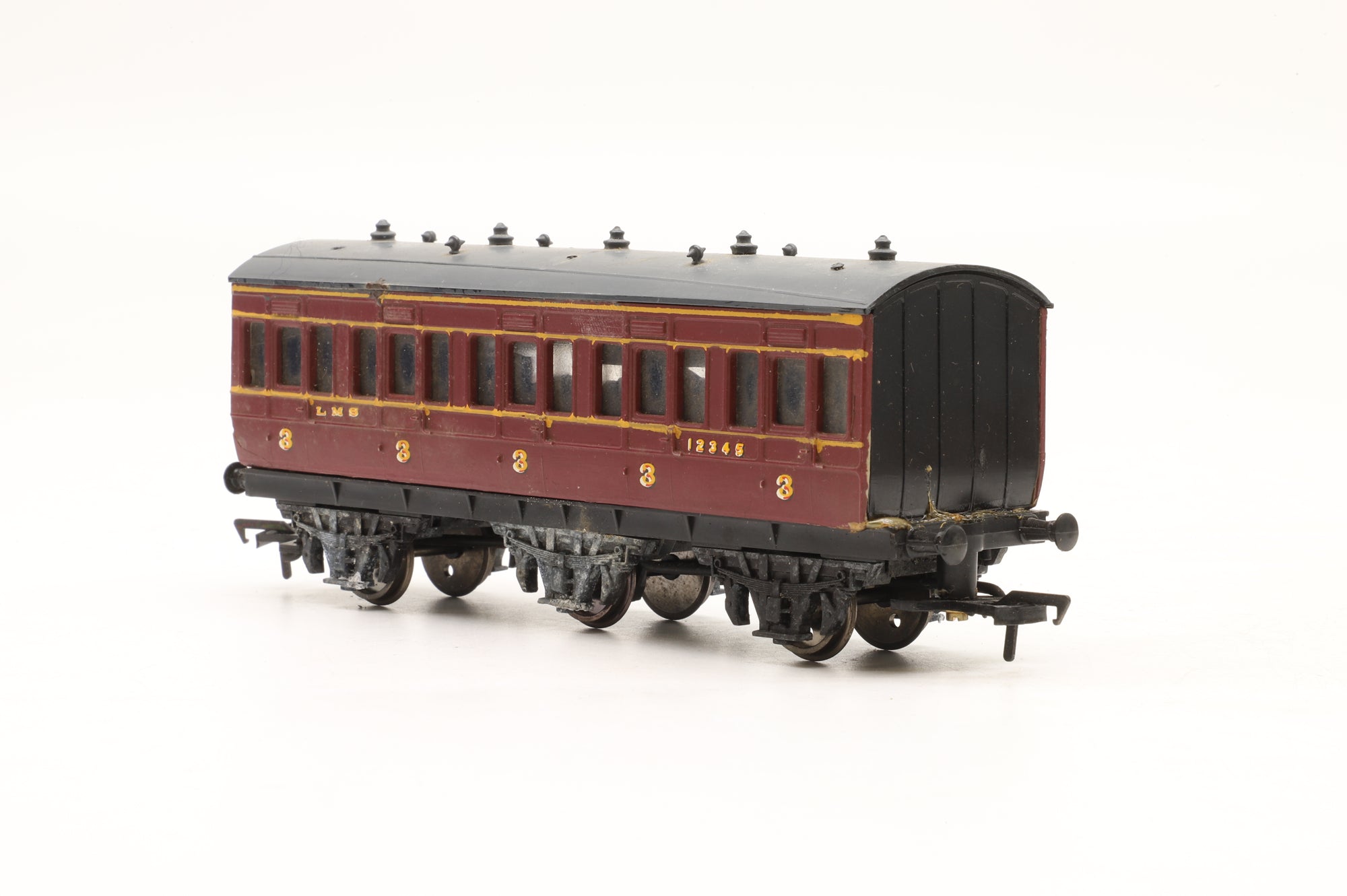 Slaters/ Hornby OO Rake Of 2 6 Wheel Midland Railway Full 3rd Class Coaches Kit Built