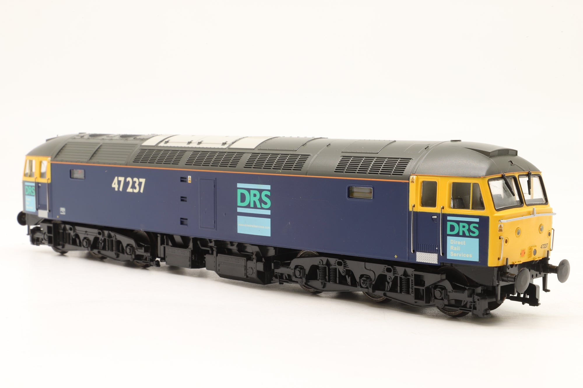 Heljan OO 4697 Class 47 47237 in DRS Livery