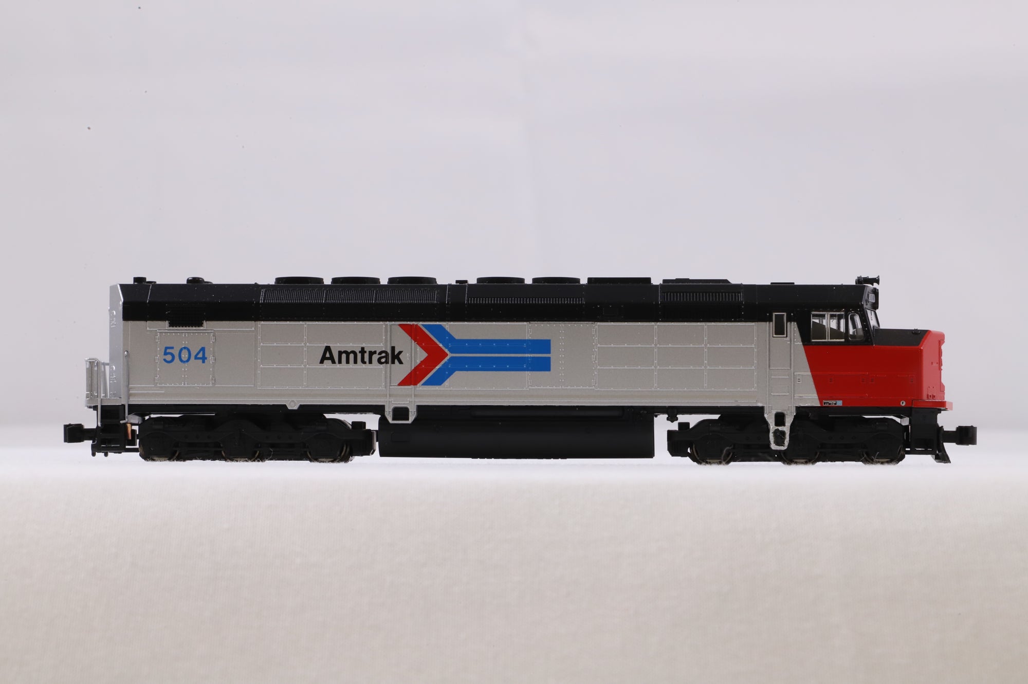 Kato N 176-9201 SDP40F Type 1 Body Amtrak Phase 1 '504' Diesel Locomotive