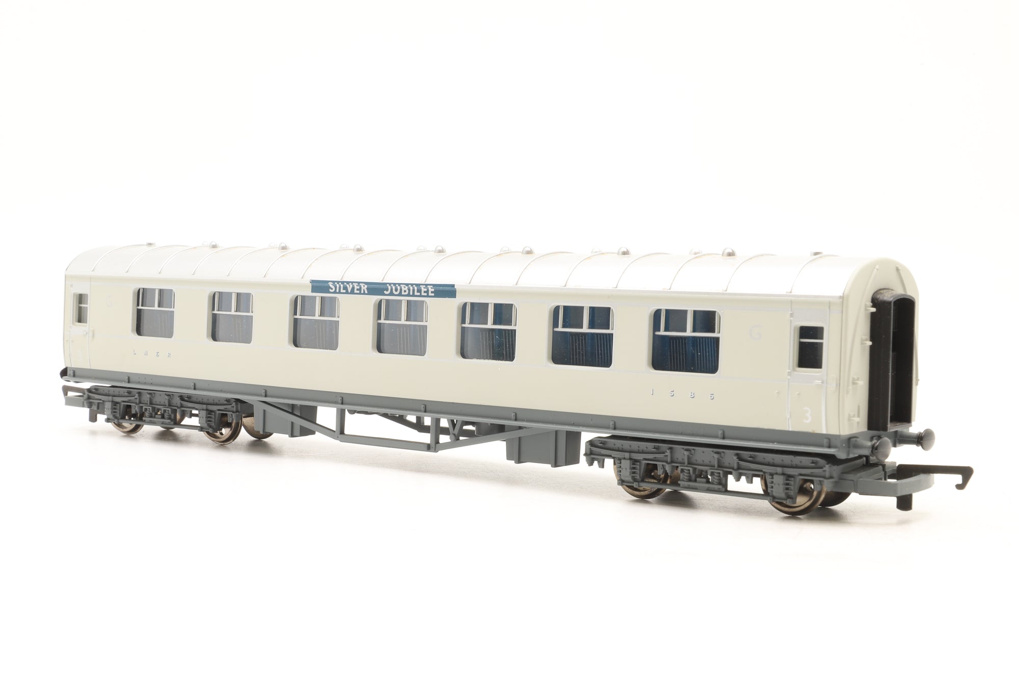 Hornby OO R2445 Silver Jubilee Train Pack Ltd Ed 1574/ 2000
