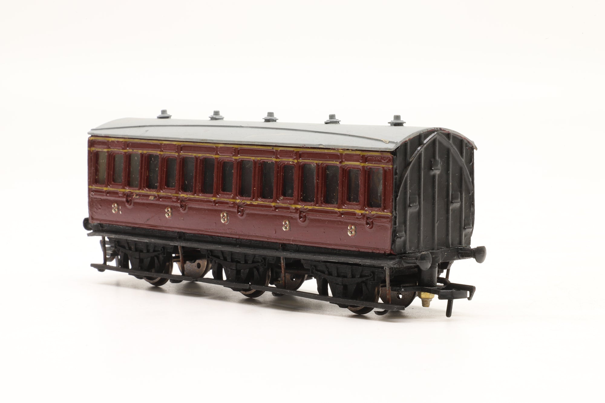 Slaters/ Hornby OO Rake Of 2 6 Wheel Midland Railway Full 3rd Class Coaches Kit Built