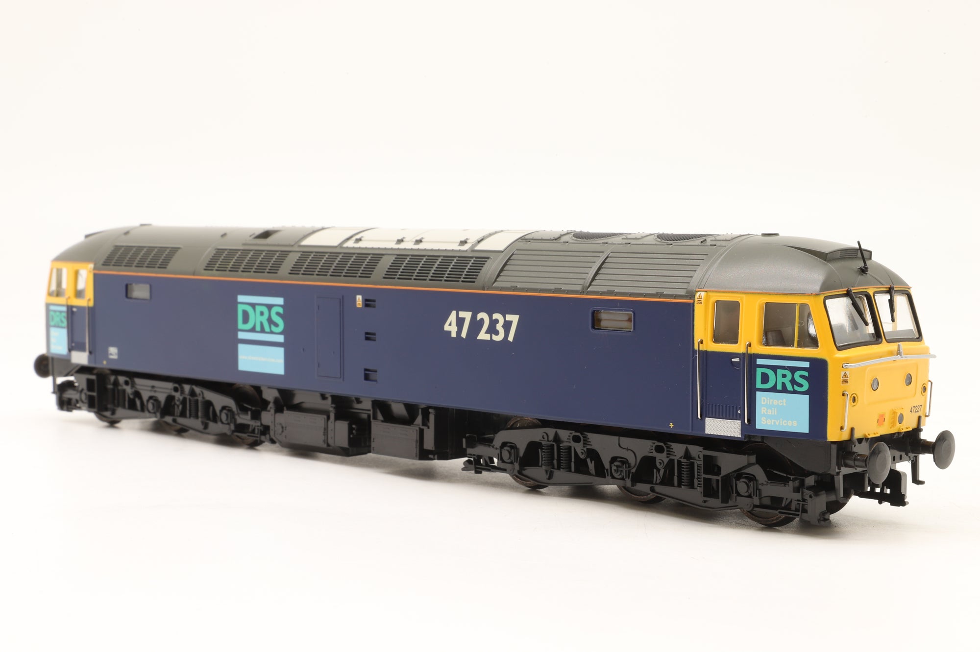 Heljan OO 4697 Class 47 47237 in DRS Livery