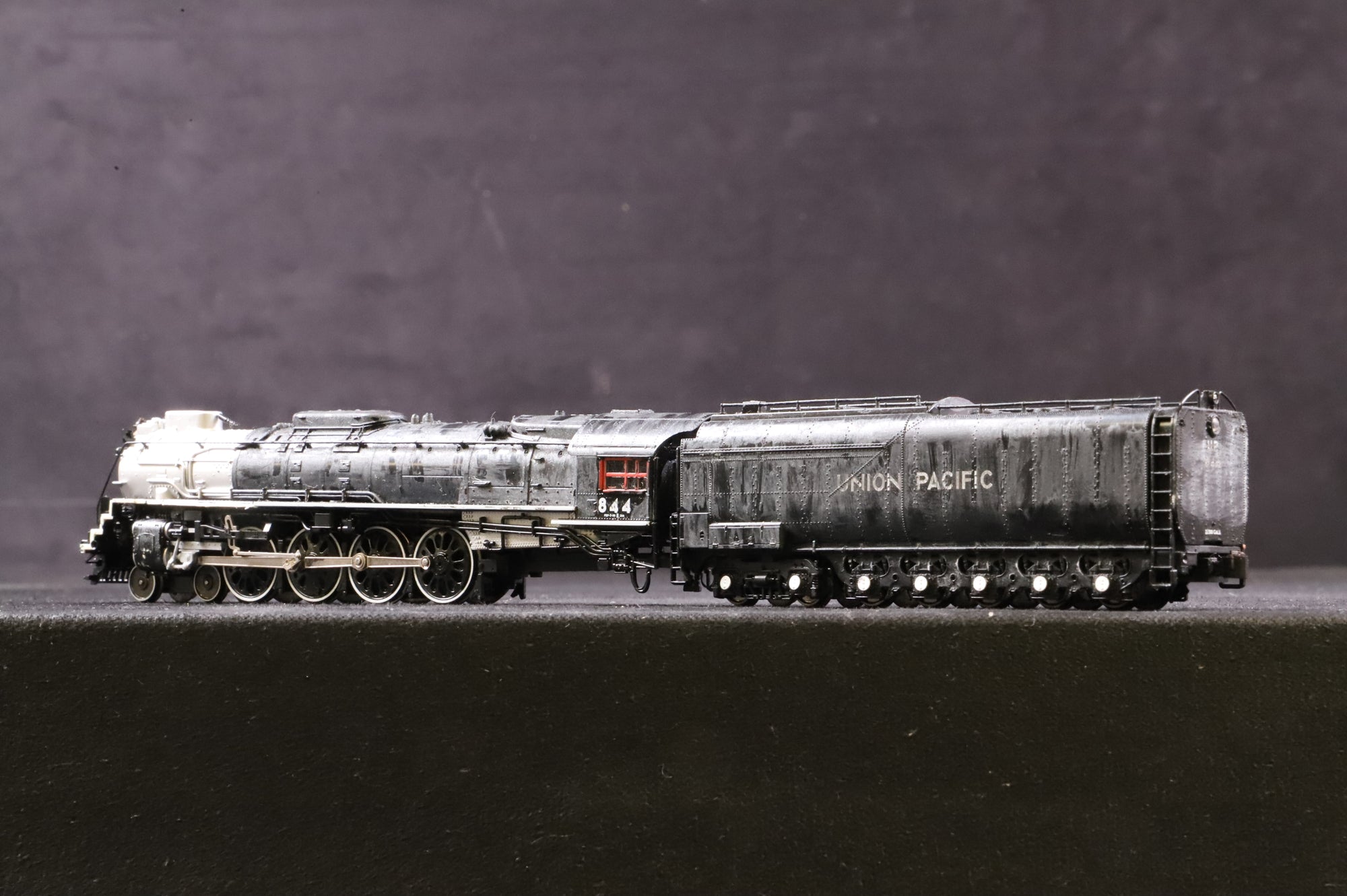 WORKSHOP Kato N Gauge 126-0401 FEF-3 Steam Loco No.844 in Union Pacific Black - Weathered