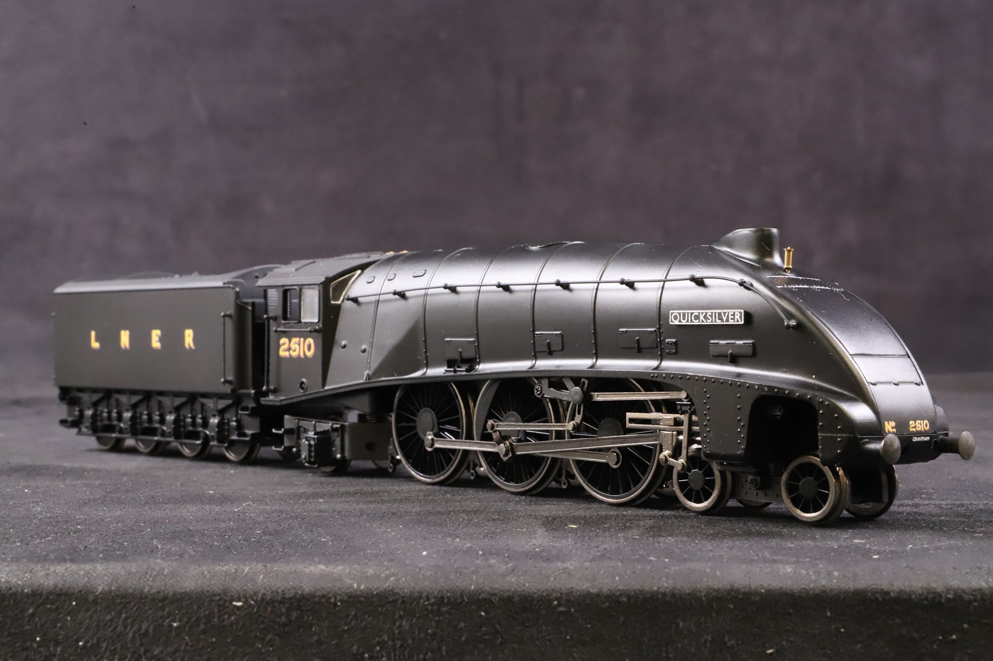 Bachmann OO 31-962 A4 Wartime Black 'Quicksilver' '2510', Ltd. Ed. 283/350