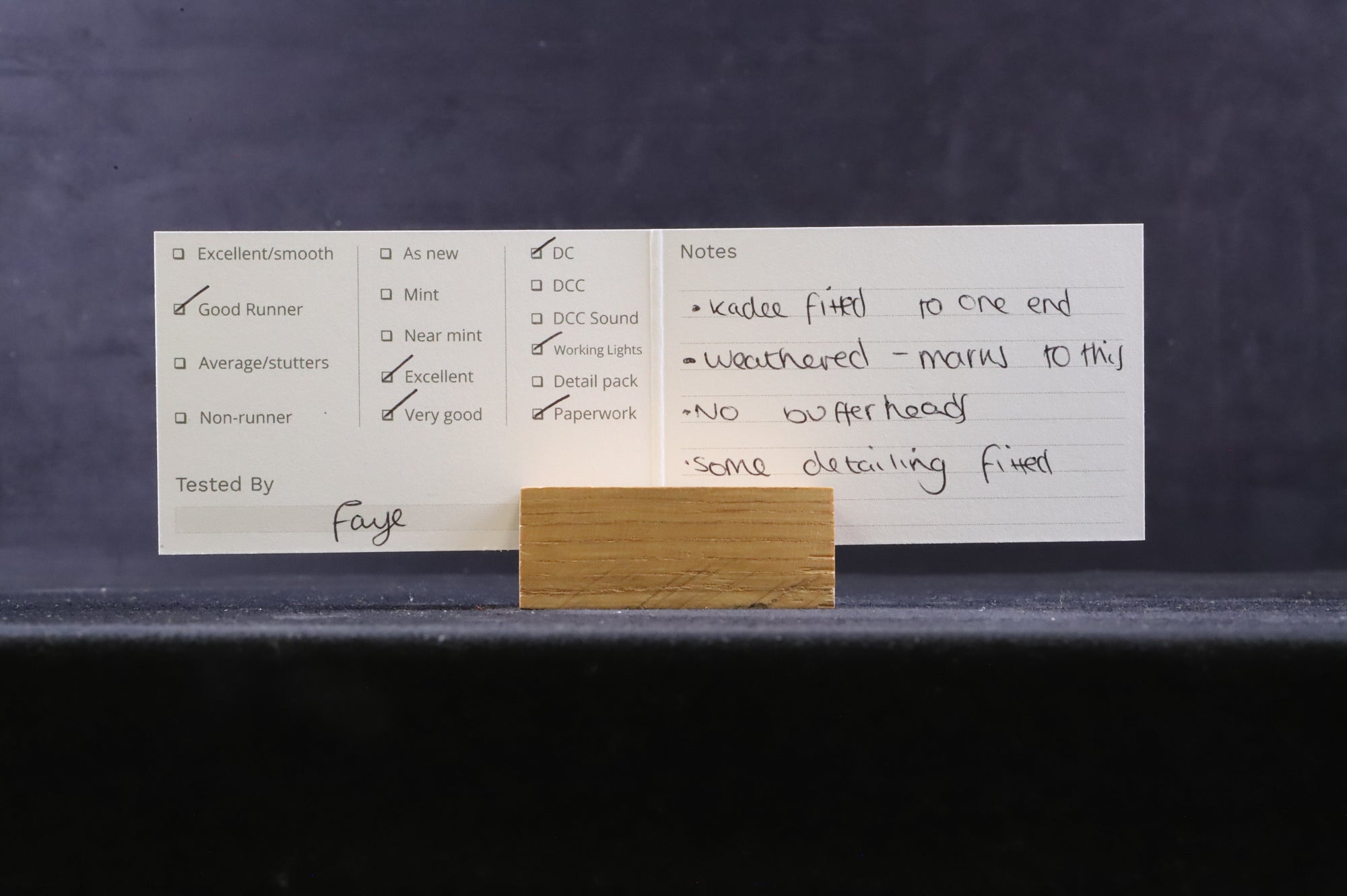 Heljan OO 1717 Class 17 D8608 in BR Green w/ FYE - Weathered