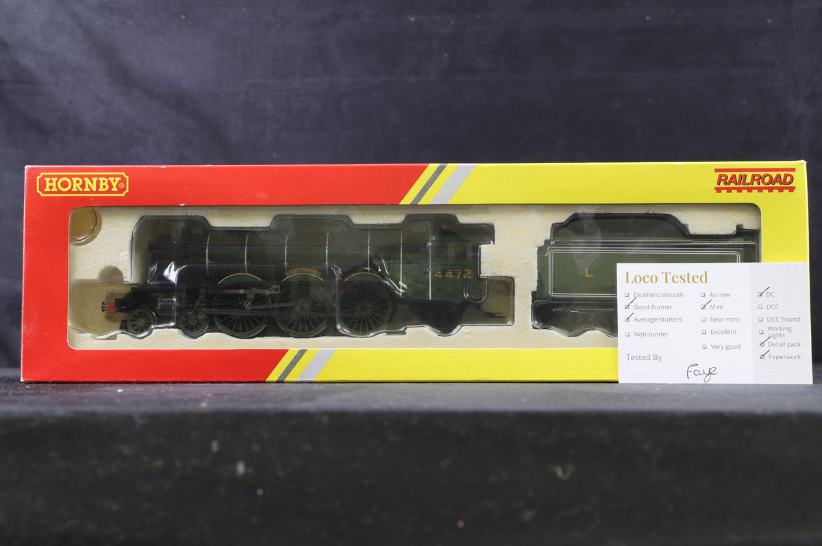 Hornby Railroad OO R2675 LNER Class A1 &#39;4472&#39; &#39;Flying Scotsman&#39; LNER Apple Green