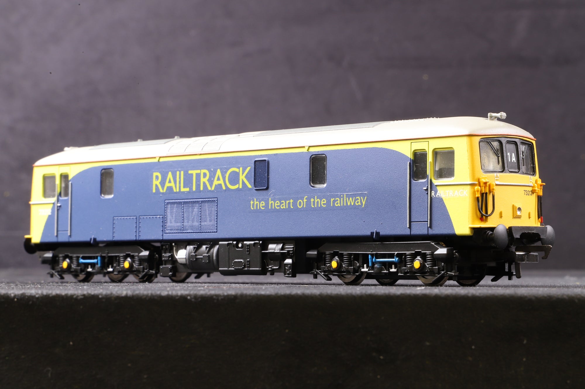 Hornby OO Class 73 '73212' Railtrack Repainted & Detailed