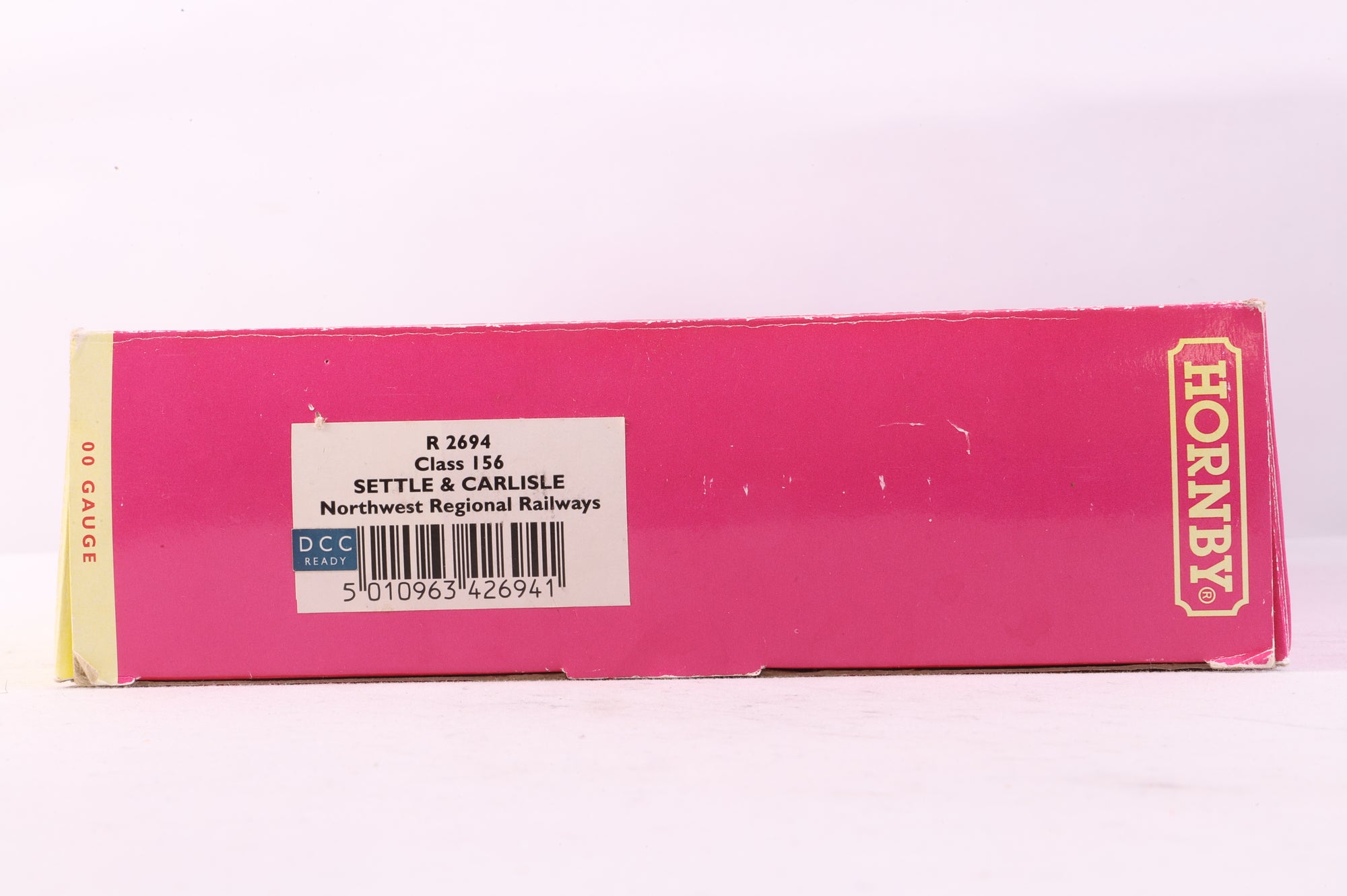 Hornby OO R2694 Class 156 Settle & Carlisle Northwest Regional Railways, DCC Fitted