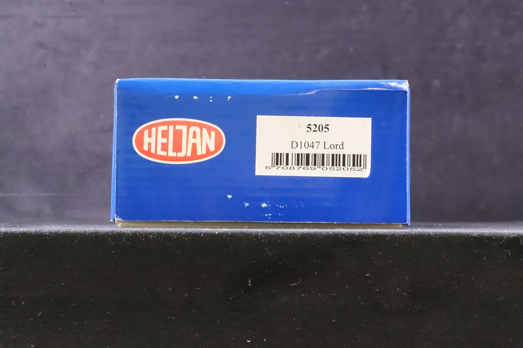 Heljan OO 5205 Class 52 D1047 'Western Lord' in BR Blue