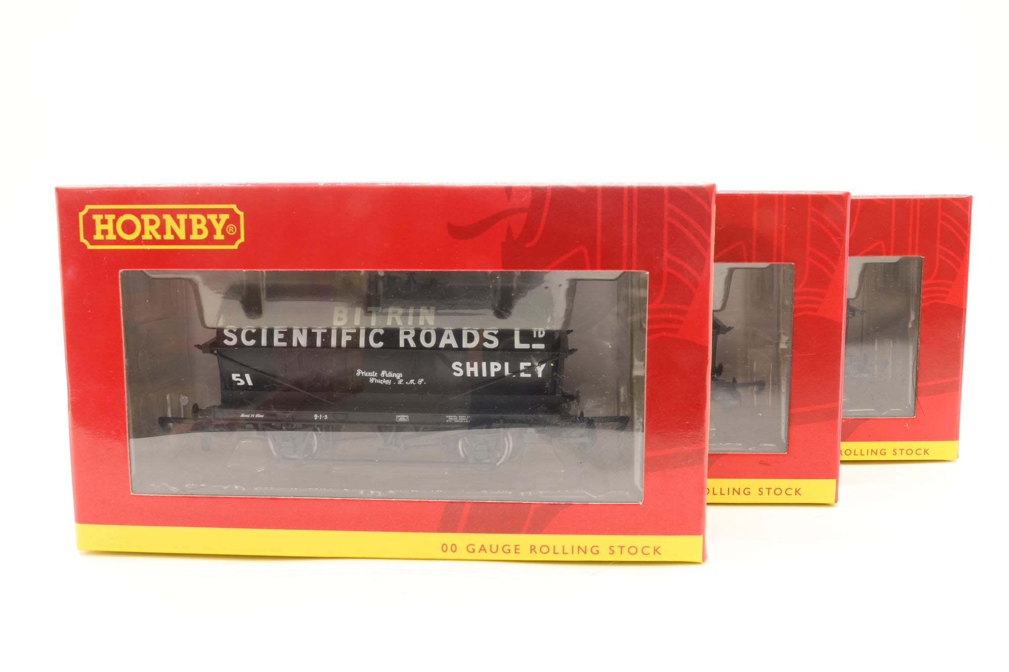 Hornby OO Rake of 3 20T Tankers Britin Scientific Roads Ltd. R6695
