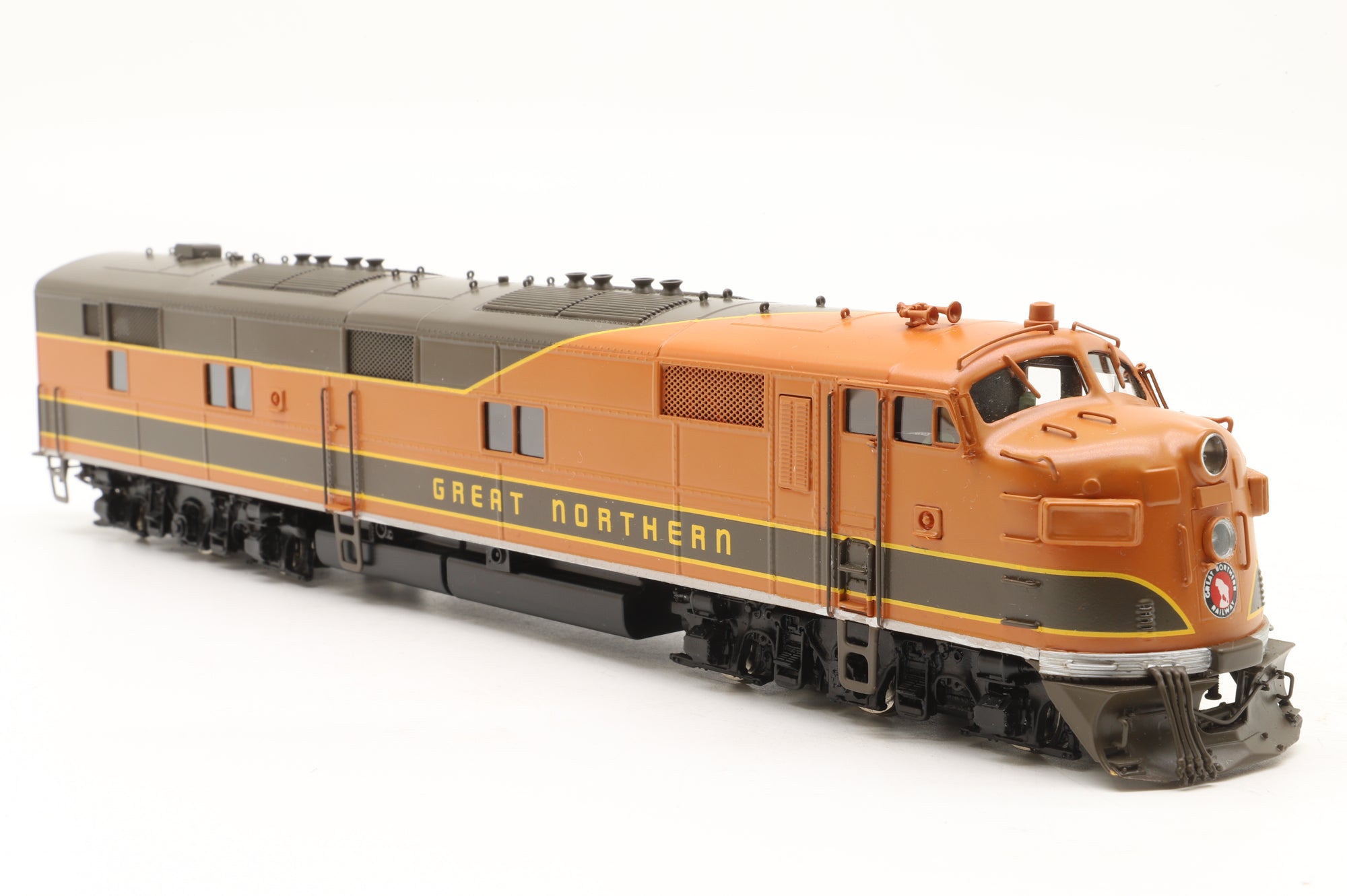 Oriental Limited/Samhongsa HO Brass EMD E7A 2000HP Phase 1 GN, Factory Painted