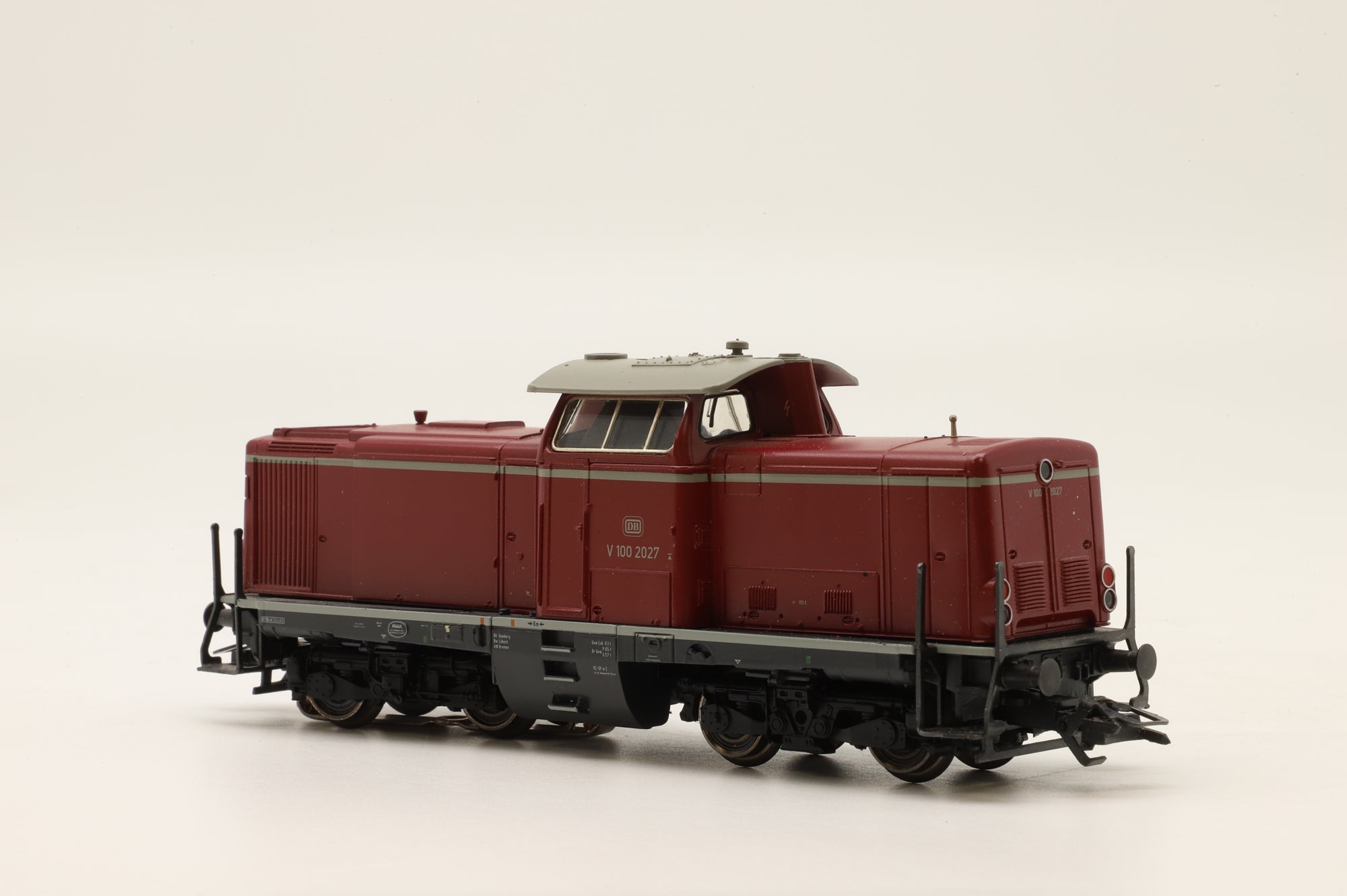 WORKSHOP Marklin HO 37724 BR V 100.20 3 Rail Digital Non Runner