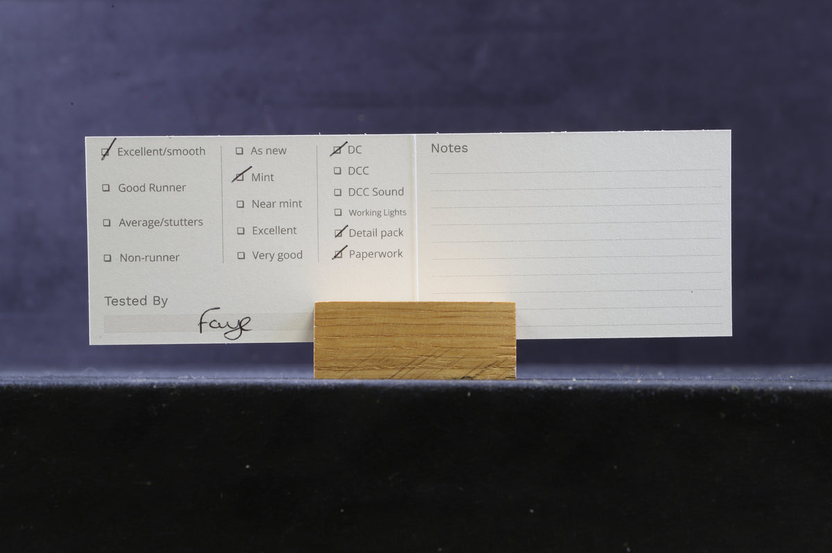 Bachmann OO 32-510 BR Standard Class 5MT &#39;73118&#39; &#39;King Leodegrance&#39; BR Lined Balck E/C