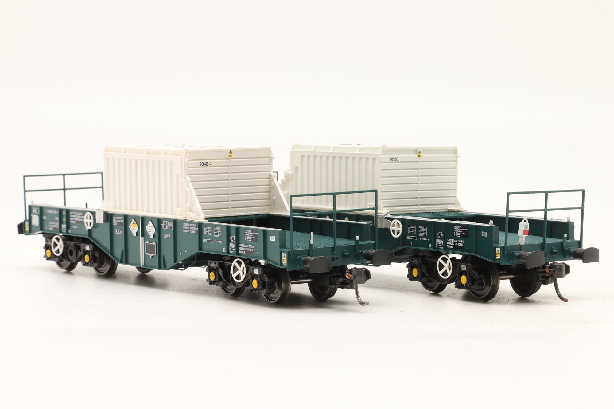 Accurscale OO ACC1119 FNA-D 'New Generation' Nuclear Flask Carrier Twin Pack E