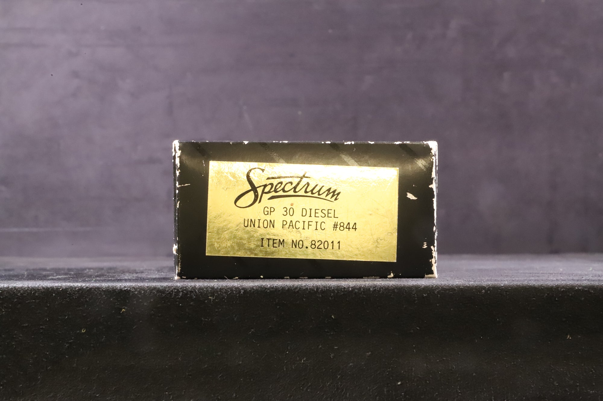 Spectrum HO 82011 GP 30 '844' Diesel Union Pacific