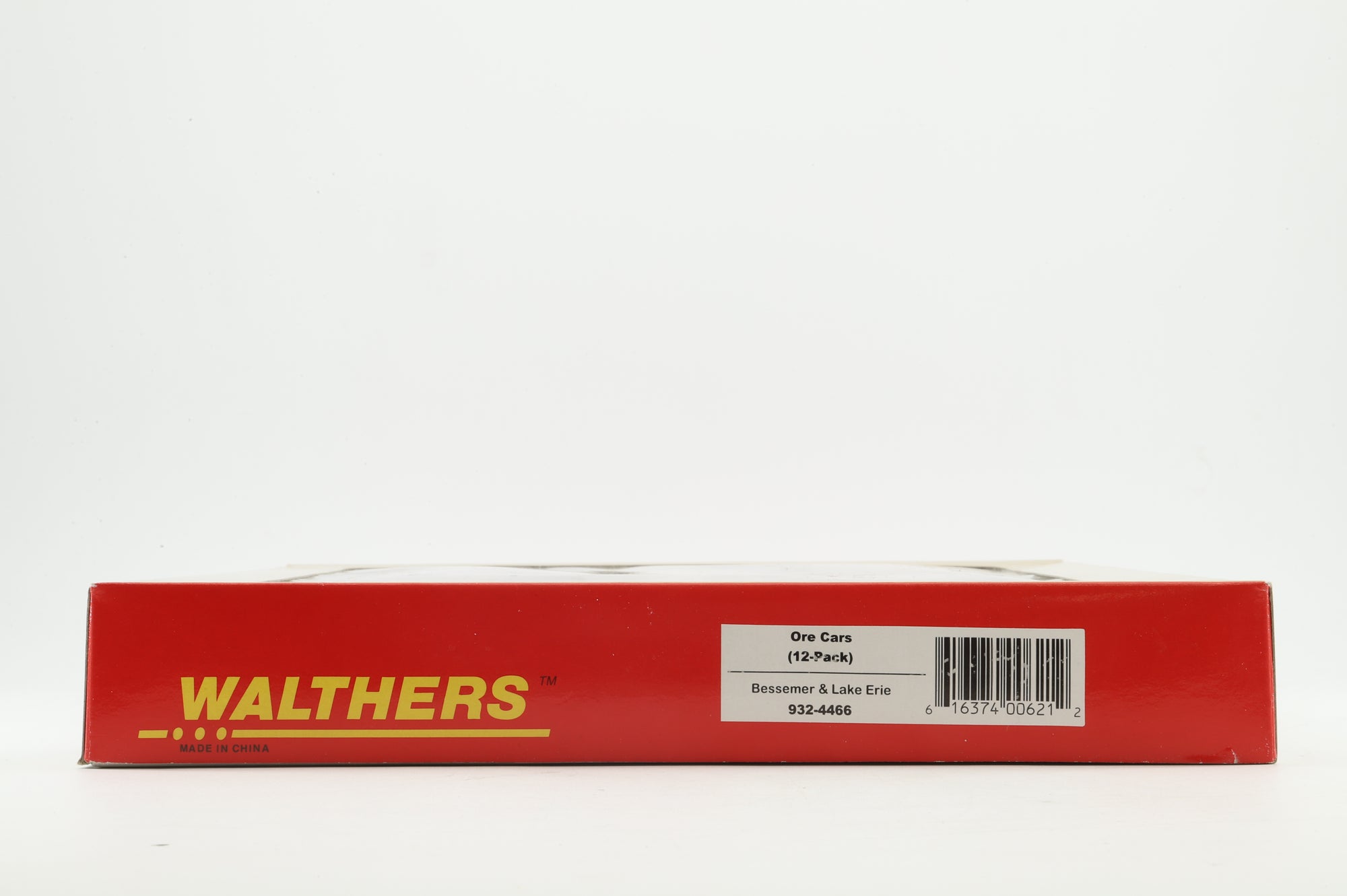 Walthers HO 932-4466 12-Pack of Ore Cars in B&LE Brown