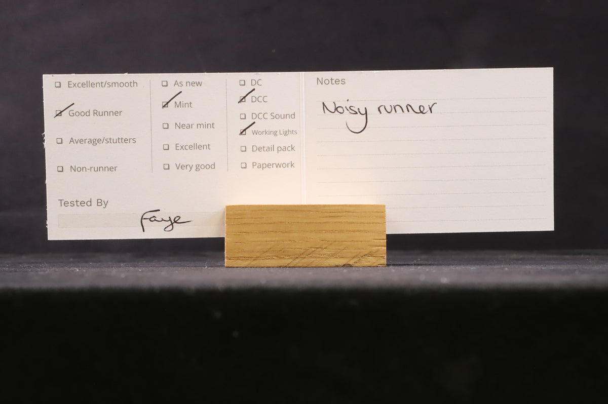 Dapol N 2D-018-008D Class 35 &#39;Hymek&#39; &#39;D7043&#39; BR Green SYP DCC Fitted