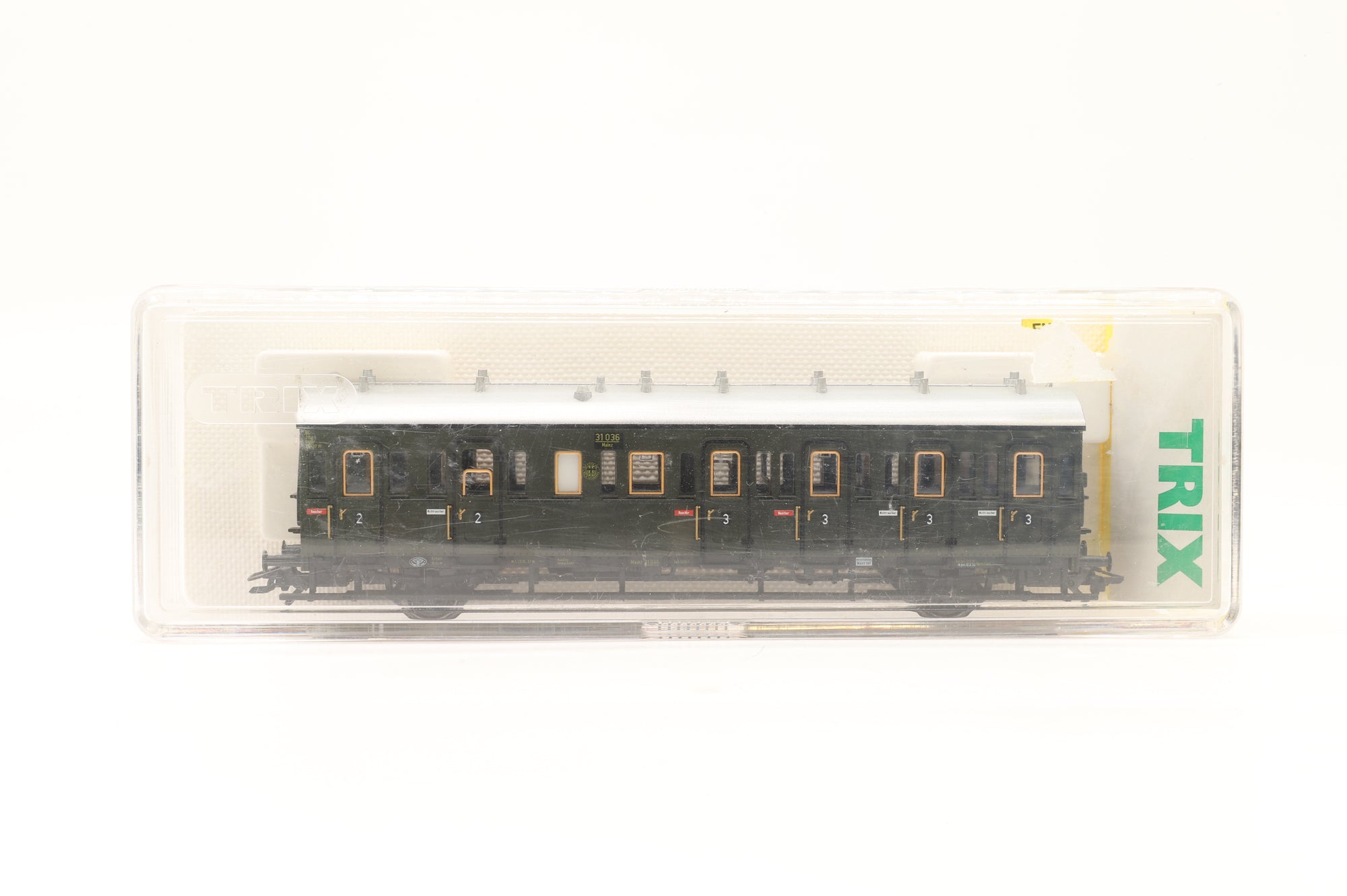 Trix HO Rake Of 3 OVP Coaches Inc. 23300 x 2 & 23301