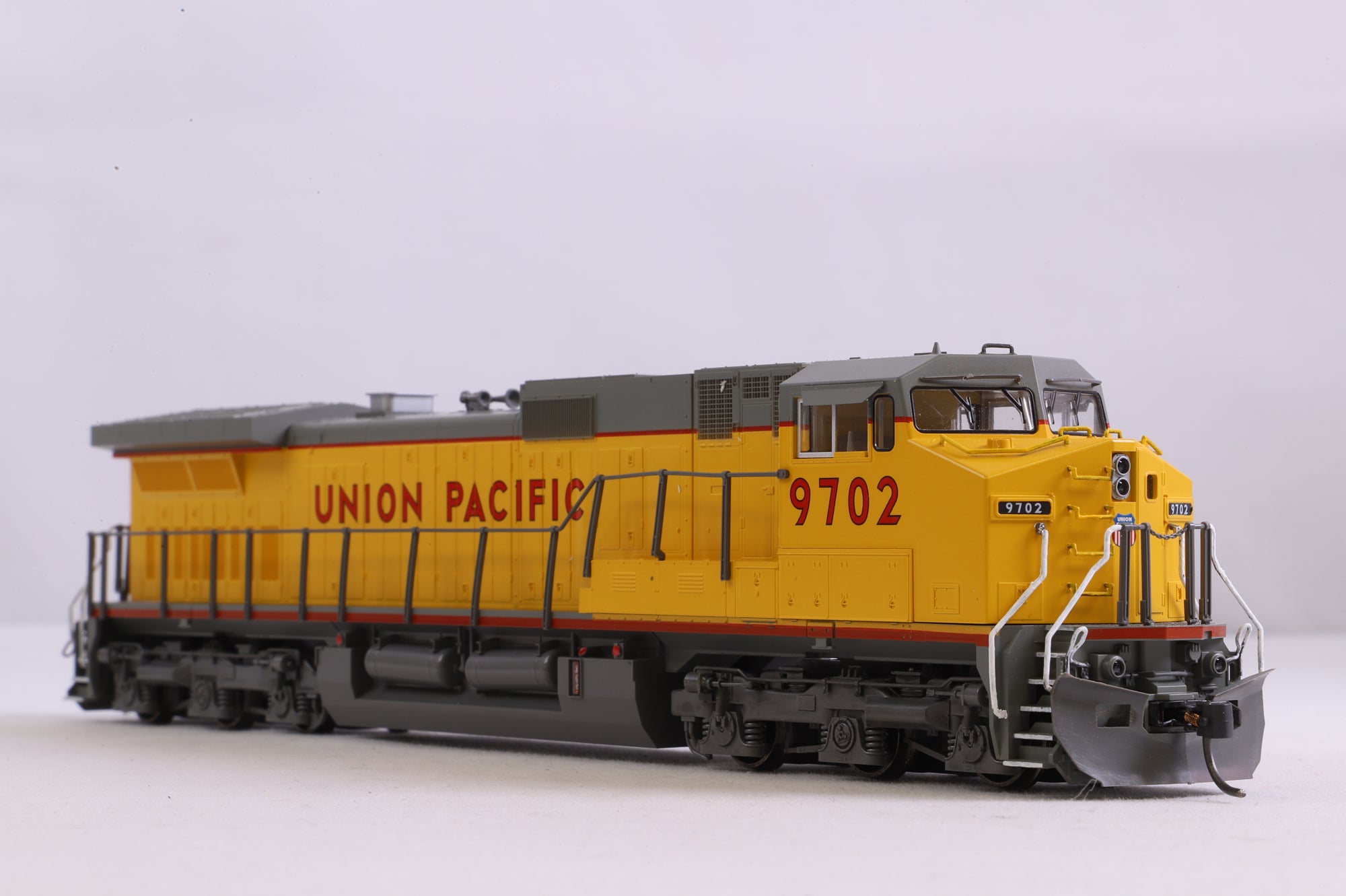 Kato HO 37-1305 GE C44-9W Dash 9 Union Pacific '9702'