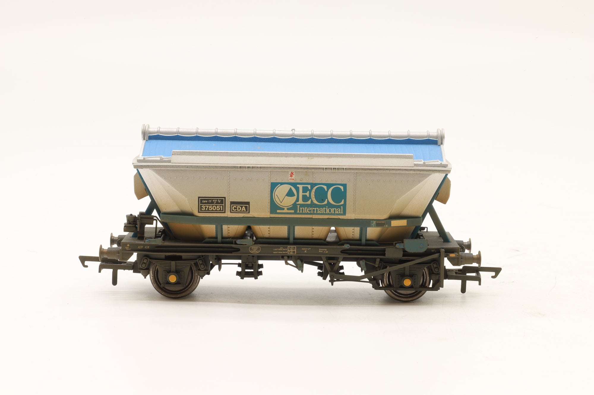 Hornby OO Rake of 3x CDAs in ECC Silver/Blue – Weathered