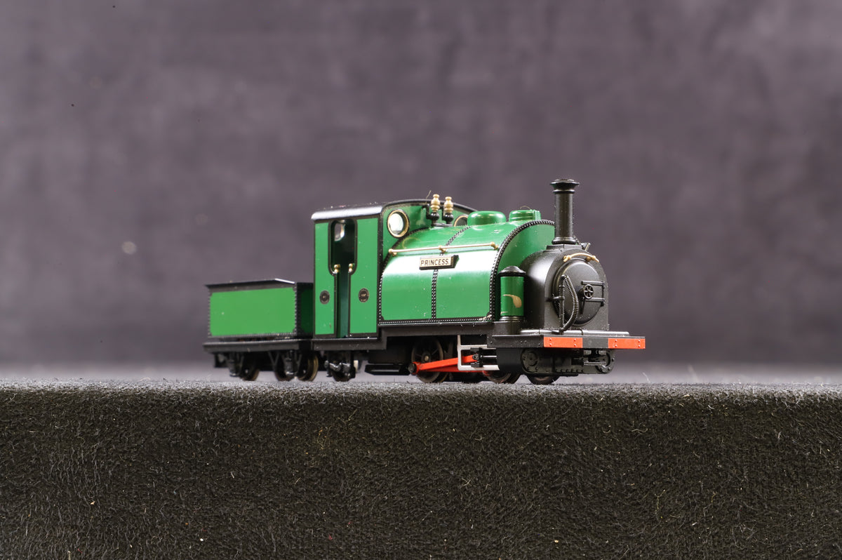 Kato/Peco OO-9 Narrow Gauge 51-251F Small England &#39;Princess&#39; in Ffestiniog and Welsh Highland Railways Green