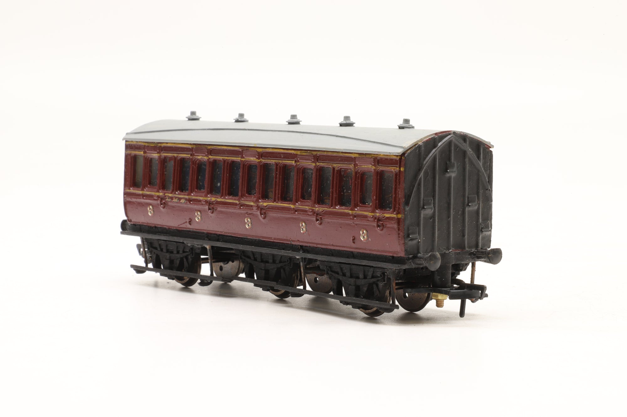 Slaters/ Hornby OO Rake Of 2 6 Wheel Midland Railway Full 3rd Class Coaches Kit Built