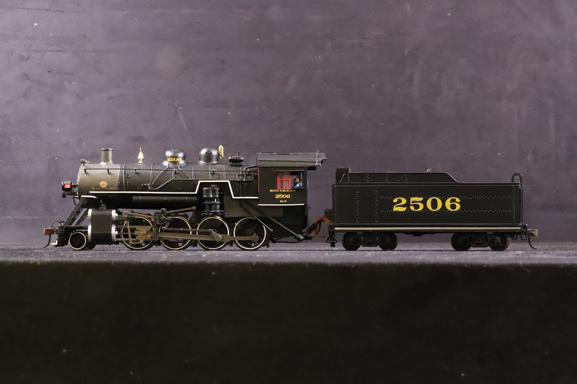 Spectrum HO 11428 Baldwin 2-8-0 No.2506 in Southern Black