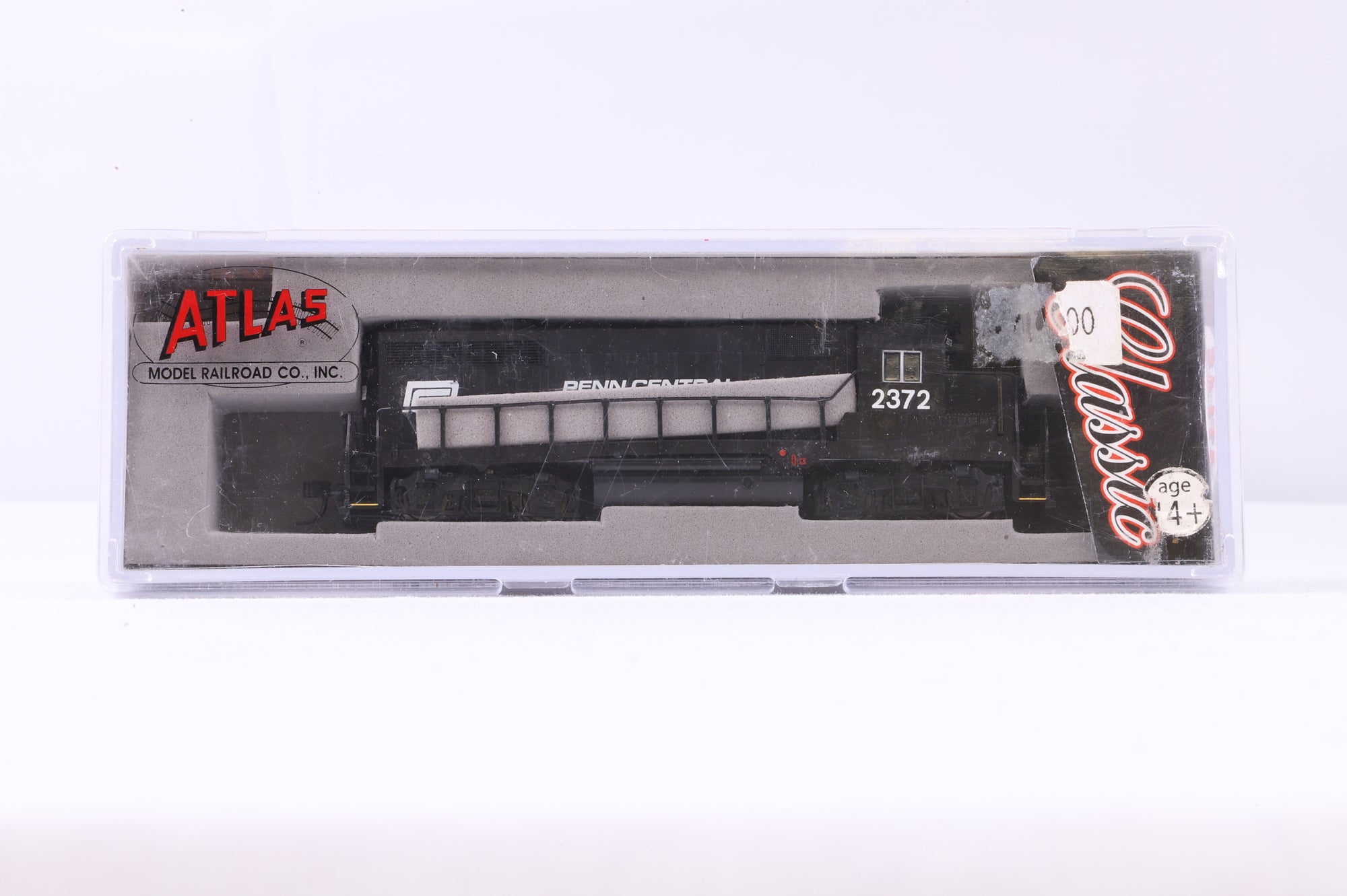 Atlas N 46568 GP-35 Penn Central '2372'