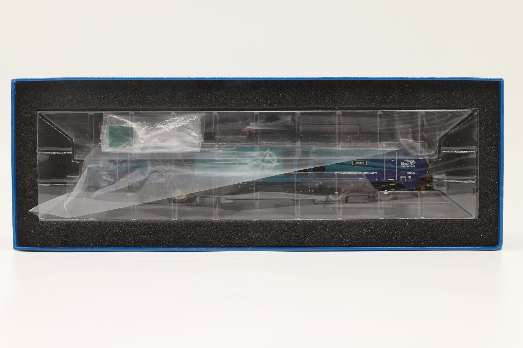 Dapol OO 4D-022-002 Class 68 '68005' 'Defiant' DRS, DCC Fitted (with Spare Bodyshell)