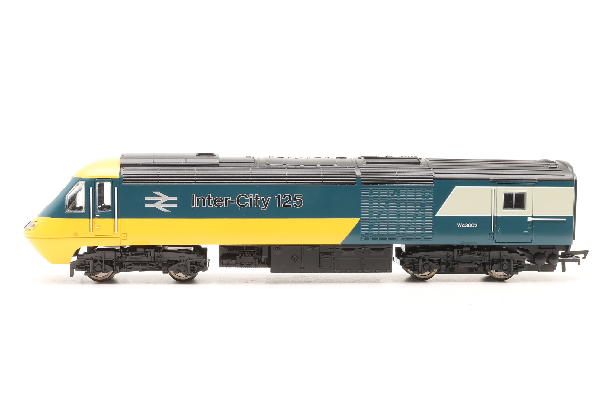 Hornby OO Class 43 HST 3-Car Set 253001 in BR Inter-City 125 Livery – DCC Sound